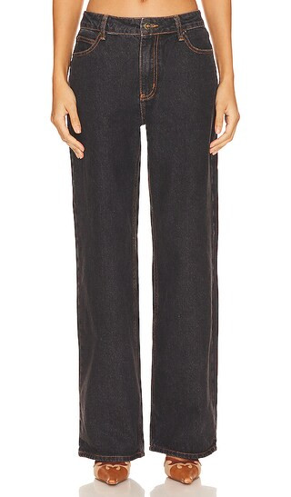 Favorite Top Model Jeans in Charcoal

              
    
        
        
            Favorite ... | Revolve Clothing (Global)