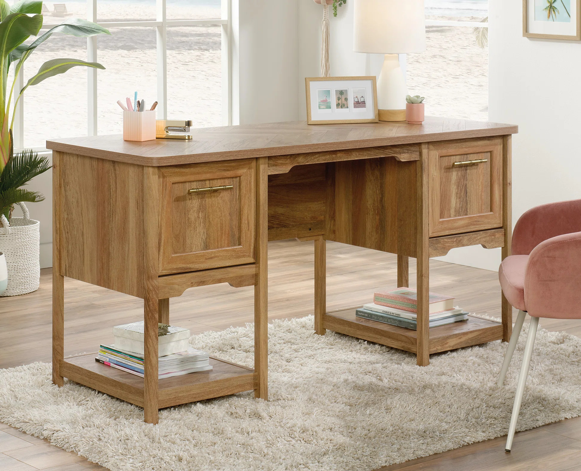 Liv Desk | Wayfair North America