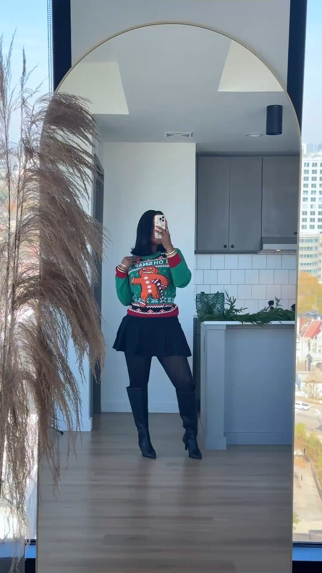 Holiday vibes♥️✨
I’m wearing a size Small in sweater and the skirt is old from Fashion Nova

#LTKHoliday #LTKSeasonal #LTKPetite