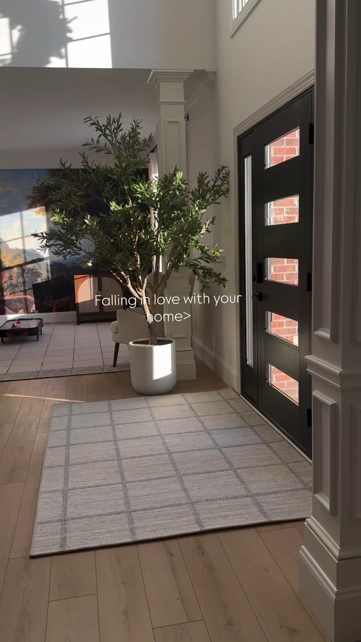 Slowly making our house feel like a home 🤍

#home #interior #homestyle #homedecor #kitchendesign

Comment SHOP below to receive a DM with the link to this post on my LTK ⬇ https://liketk.it/5SX8M ltkhome

#LTKmomlife #LTKHome