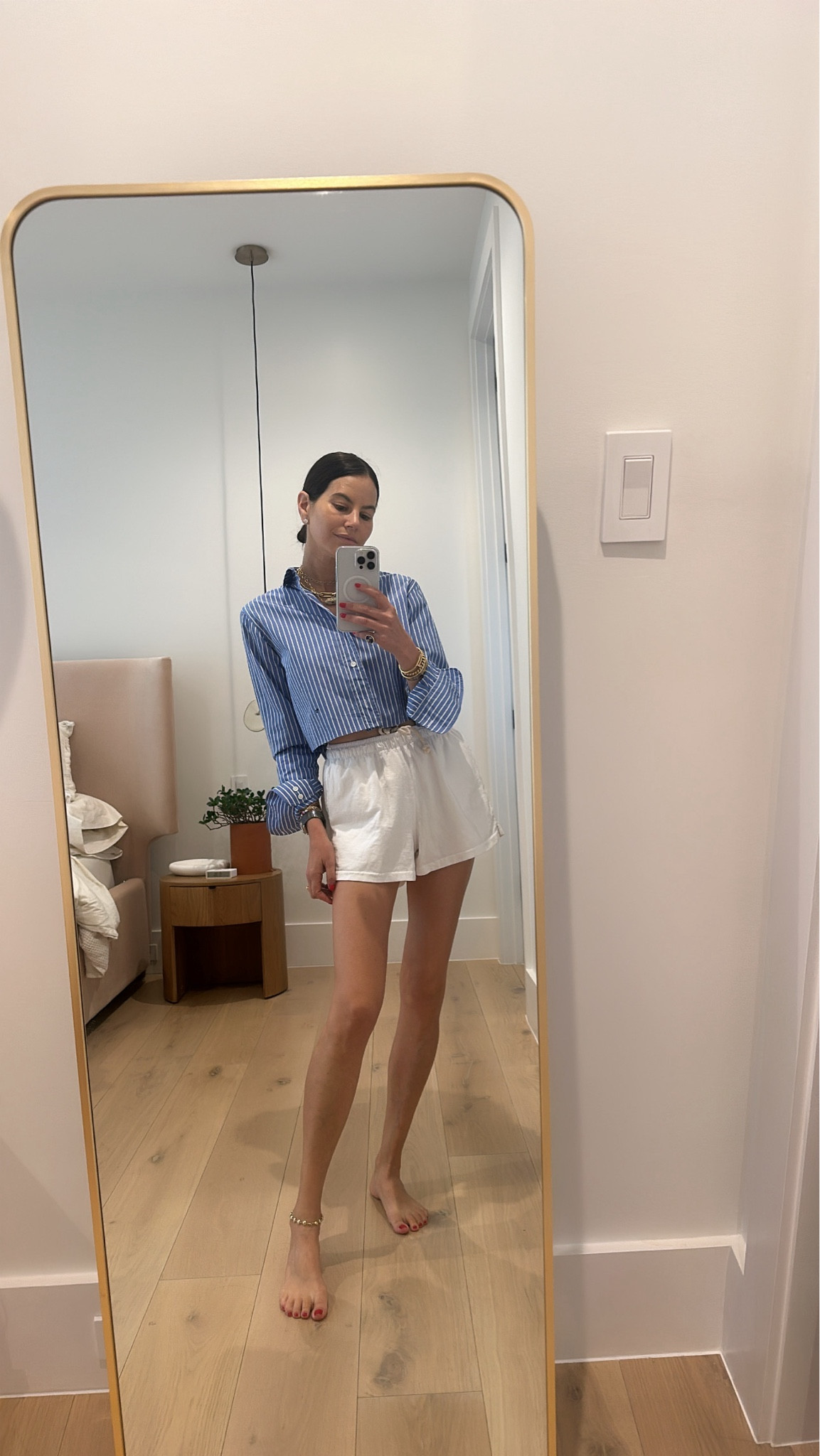 Simple Ootd 🙌🏼

Stripped shirt - White shorts - Easy outfit - Summer fashion - Casual outfit ideas - Easy vacation looks - Vacation fashion 

#LTKStyleTip #LTKSeasonal