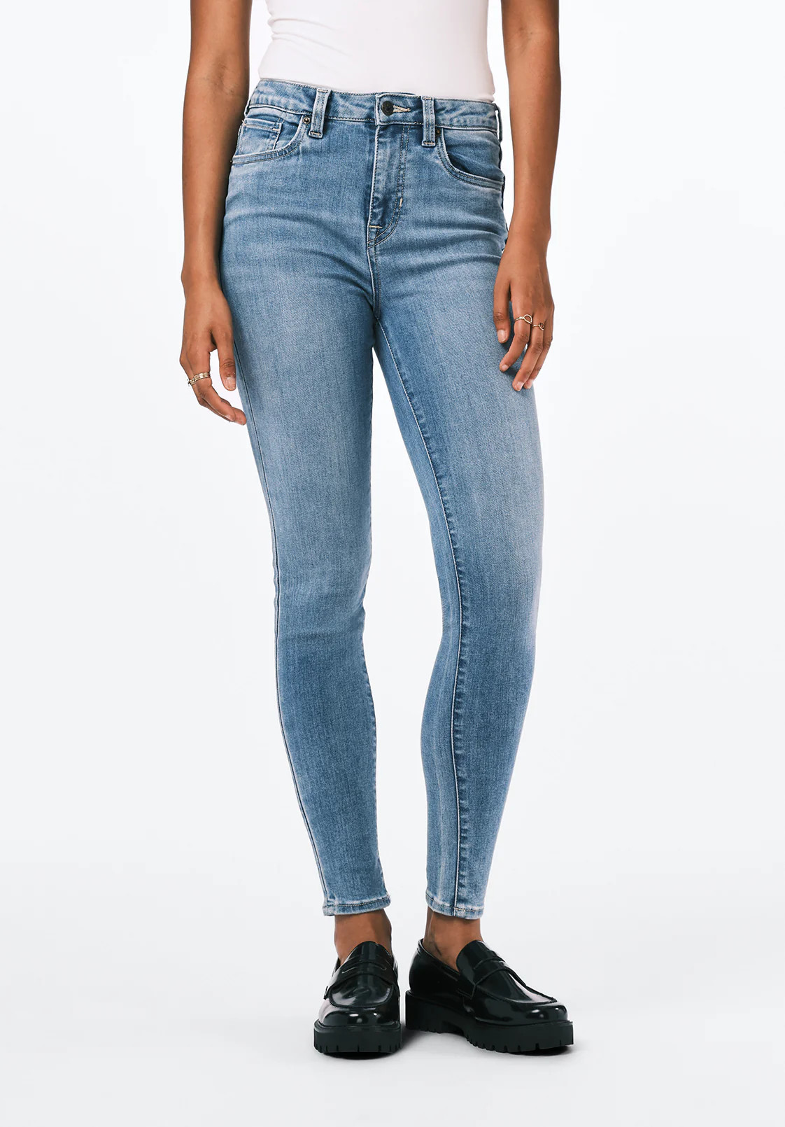High Rise Skinny Skylar Women's Jeans, Light Vintage Blue - BL15659 | Buffalo David Bitton