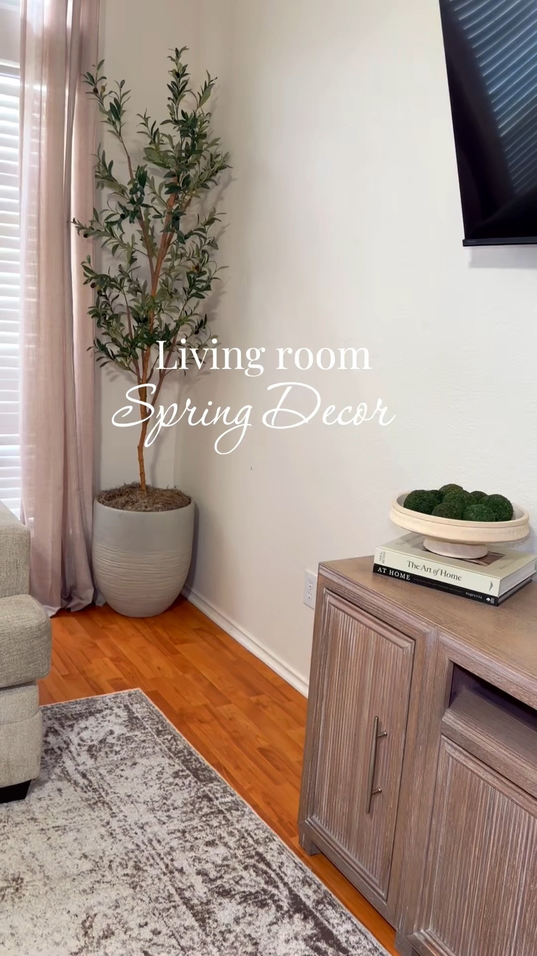 My living room spring decor 

#LTKSeasonal #LTKHome
