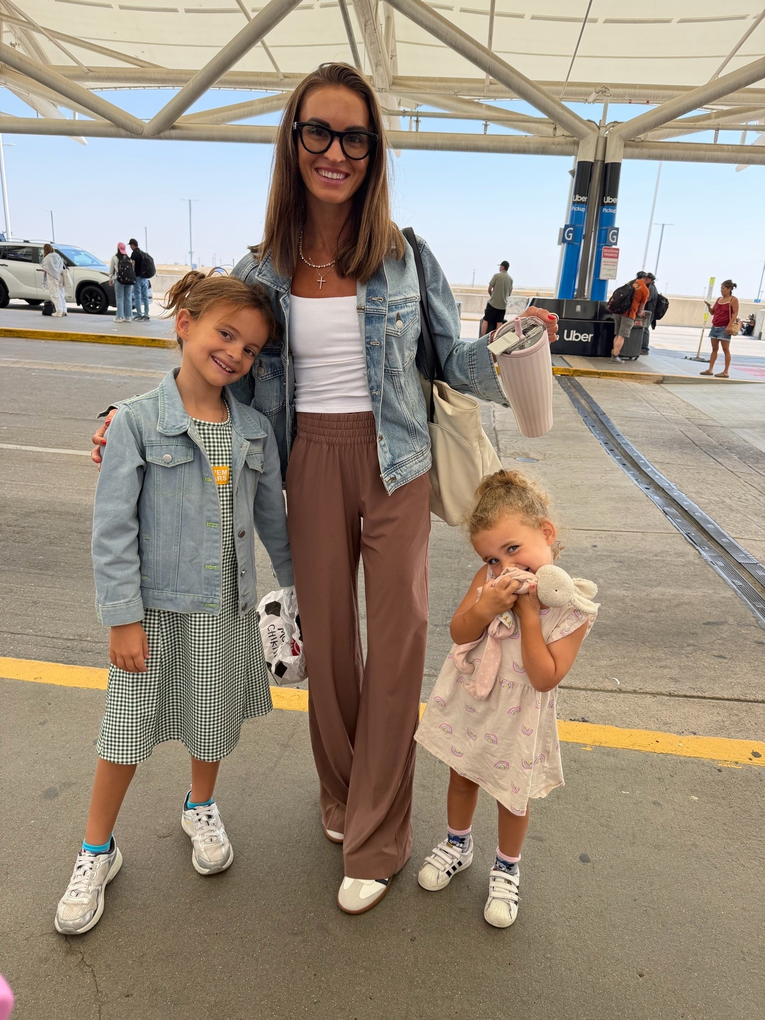 Travel outfit for a family trip to the mountains! 🏔️