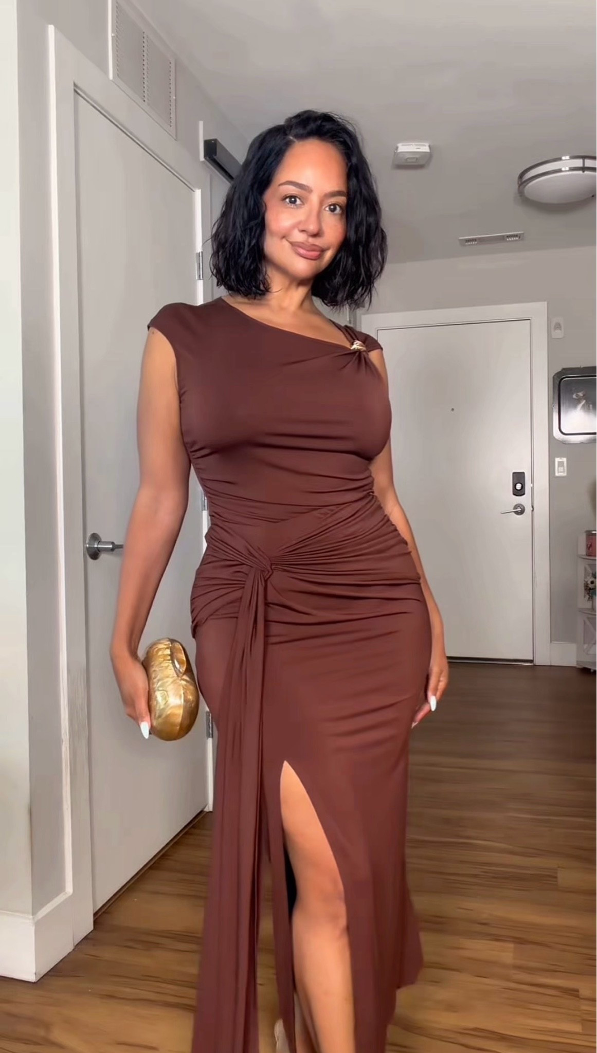 This stretch skirt set is so good for a dinner during vacation or date night stateside 🤎 The top and skirt can also be worn as separates!

vacation outfits beach
petite curvy outfit 
over 40

#LTKTravel #LTKOver40 #LTKPetite