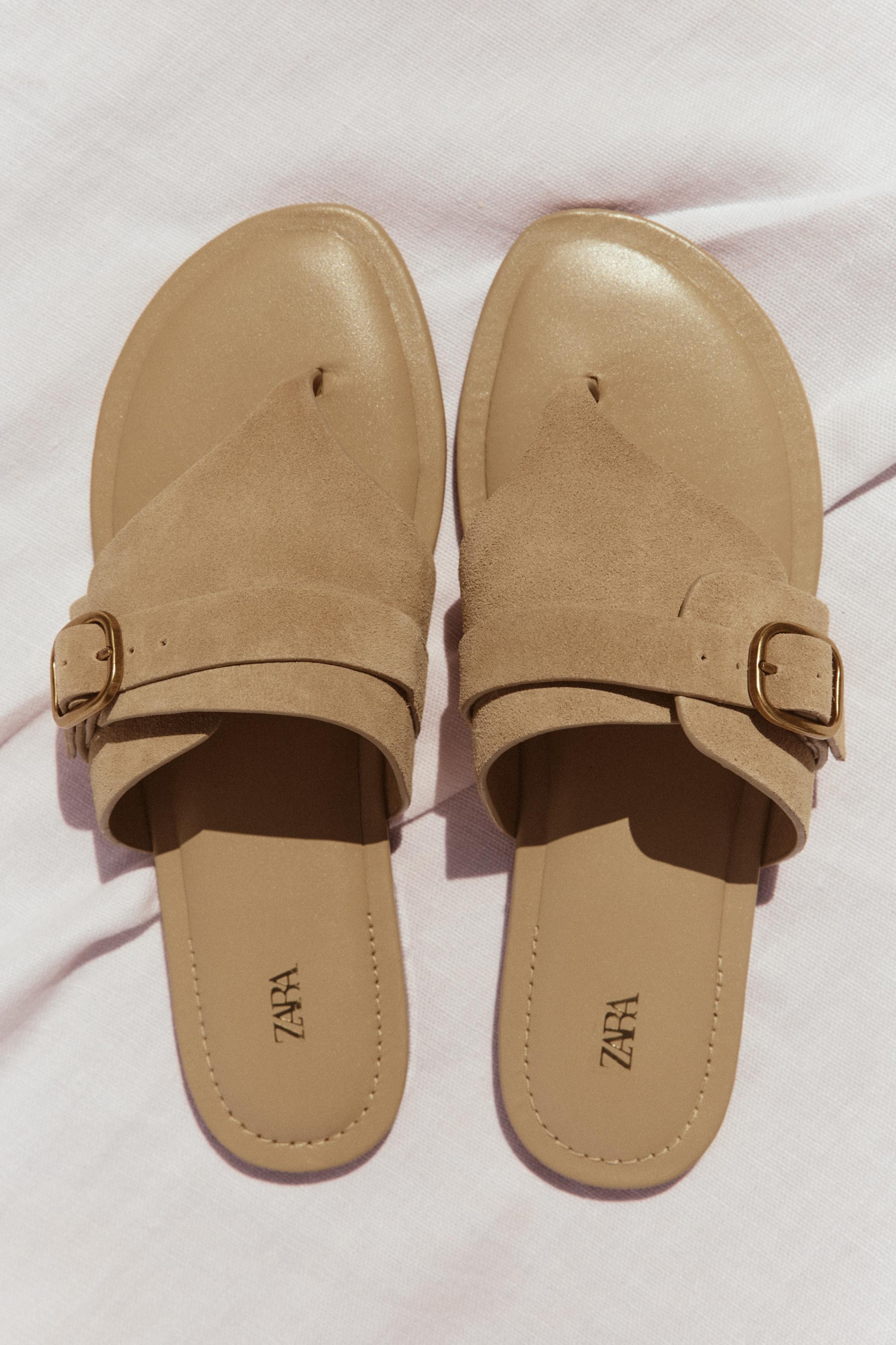 SPLIT SUEDE BUCKLE SANDALS | Zara US