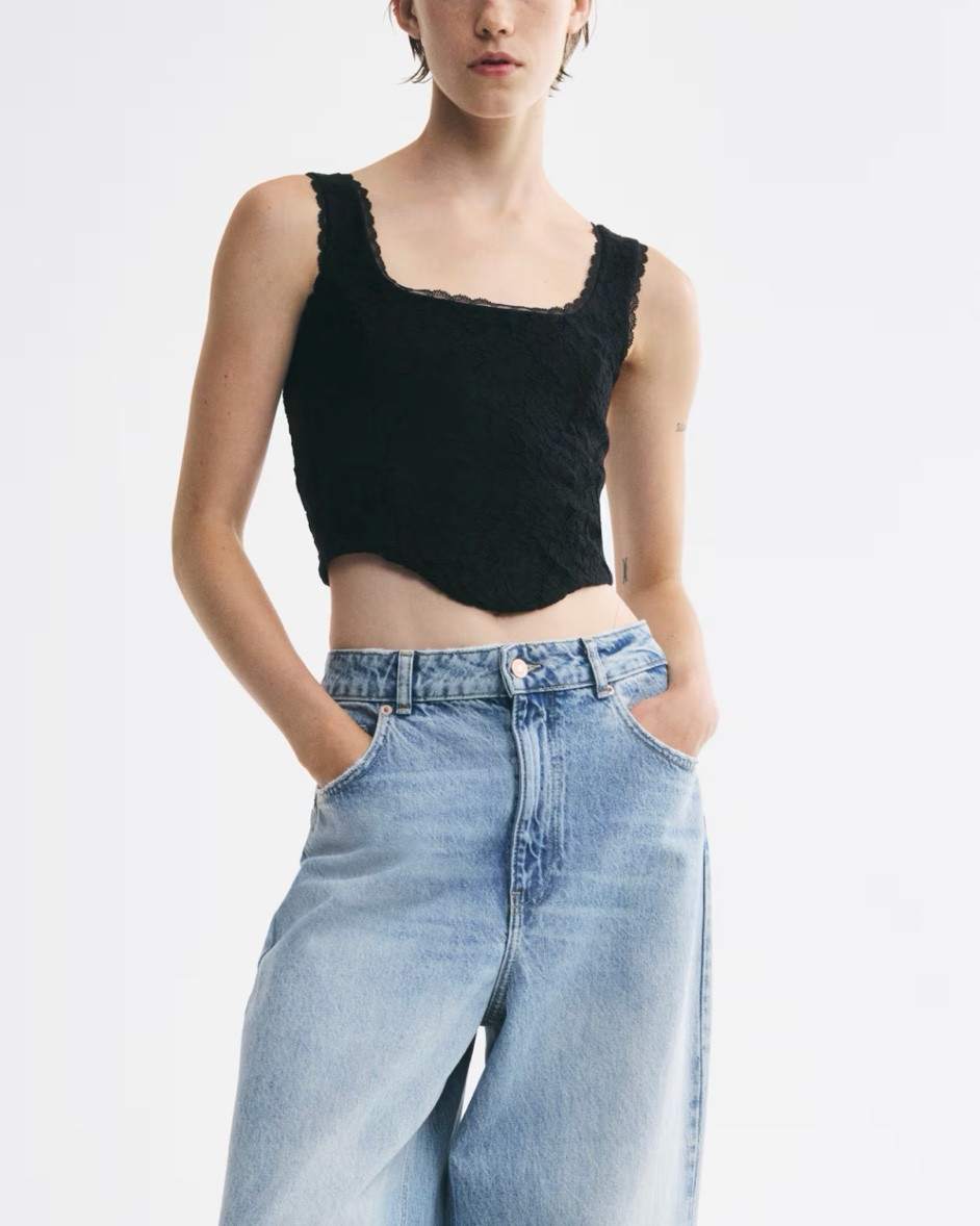 Black corset style tank top

#LTKSeasonal