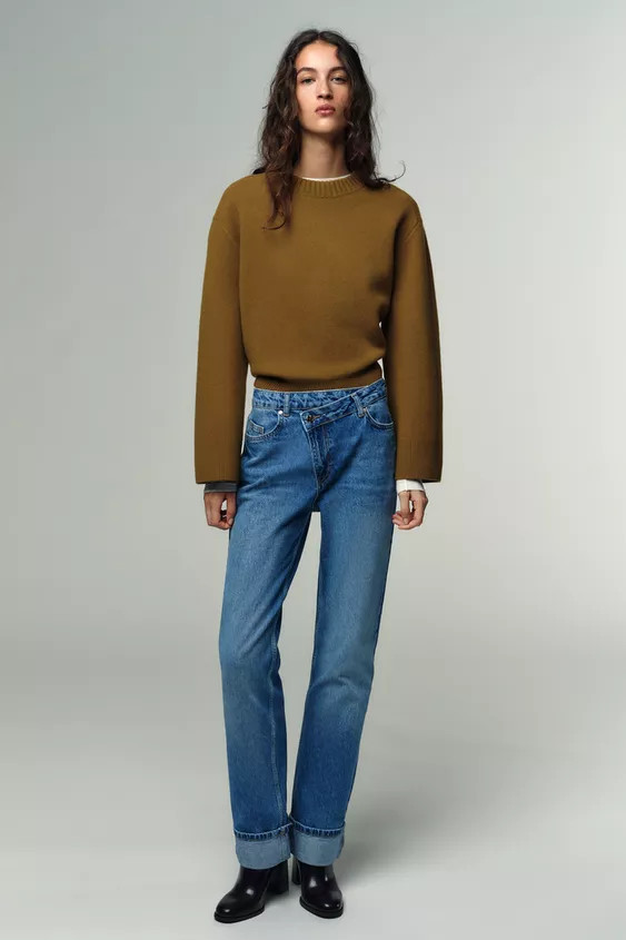 JEANS Z.09 STRAIGHT CROSSOVER MIT HOHEM BUND UND VOLLE LÄNGE | Zara DE