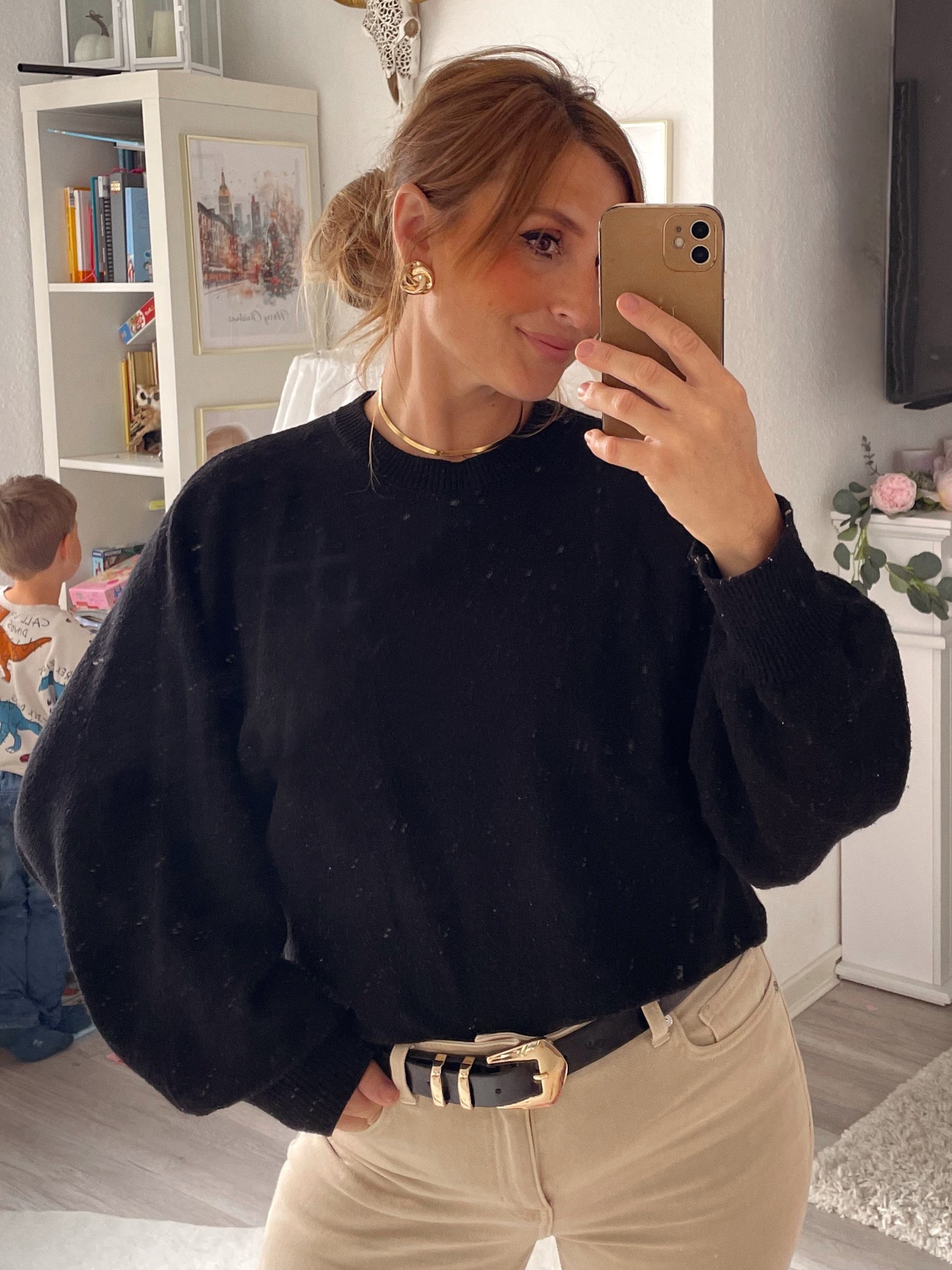 Ich habe mich total in große goldene Ohrringe verliebt und ein paar neue Beauty Produkte gekauft die ich euch ebenfalls verlinke 

#LTKstyletip #LTKbeauty