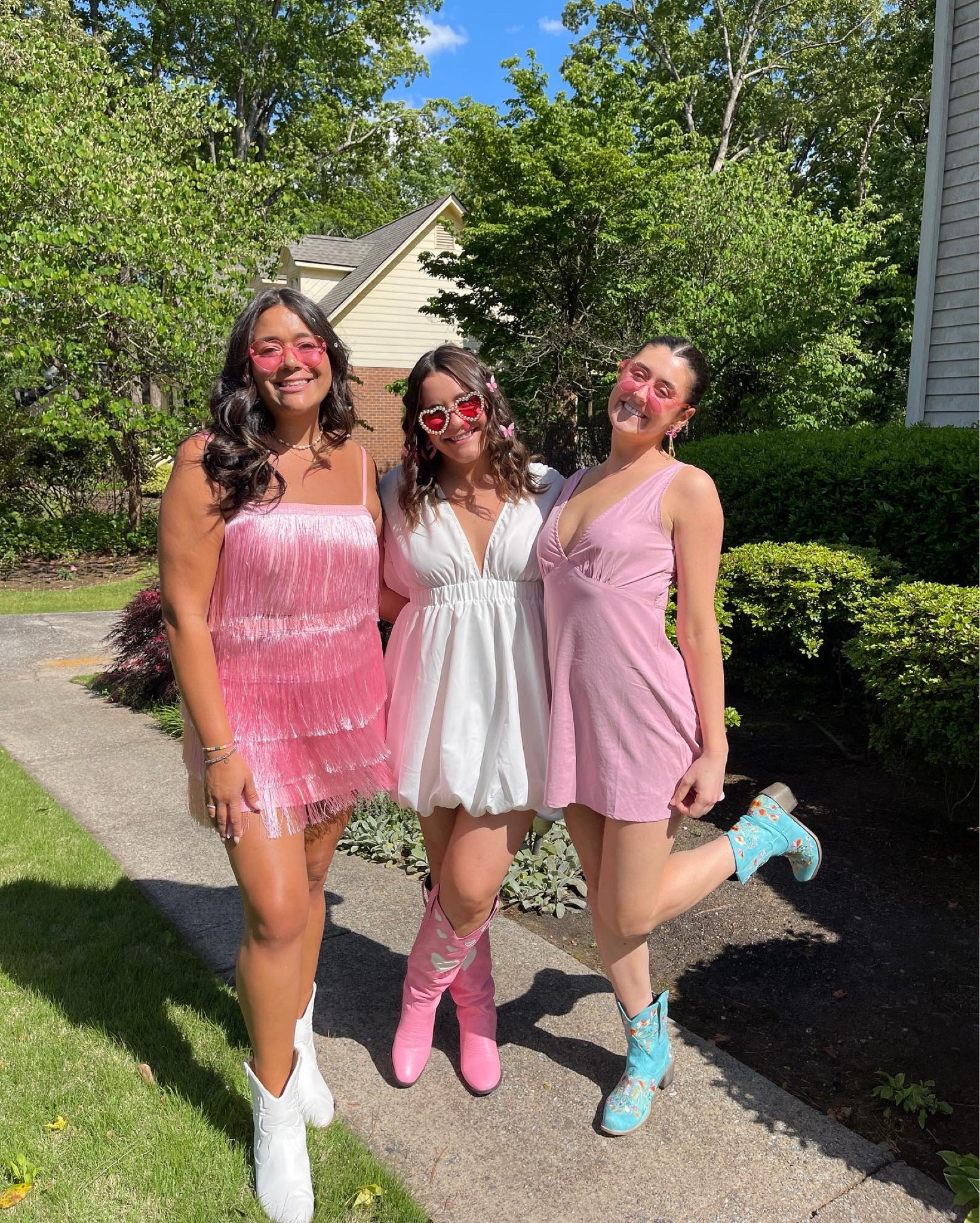 Reas tour outfit! 🫶🏻💗🐍🪩🦋 #erastouroutfit