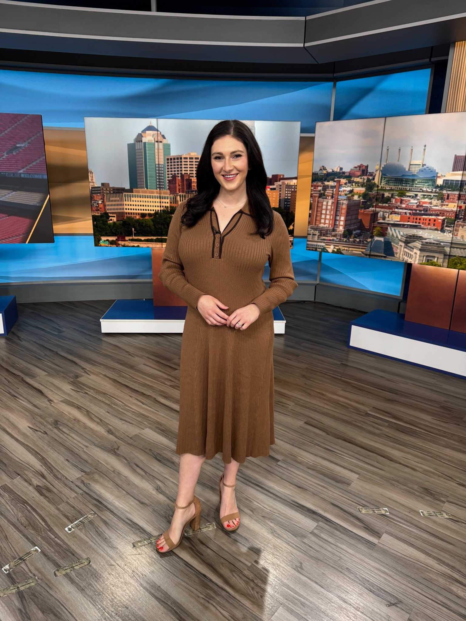 When it finally feels like fall in KC 🤎

#LTKWorkwear #LTKSeasonal