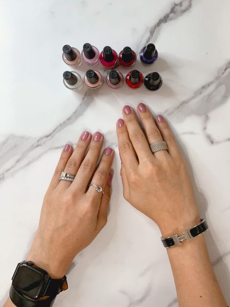 It’s #ManiMonday and I’m so happy to share that this amazing 10-piece @opi gem set from their Holiday releases is still available. The feature some of #OPI’s most loved colors and their mini size makes it perfect for those who at-home mani pedi but not enough to finish the full-sized bottles. 

#LTKGiftGuide #LTKbeauty #LTKsalealert