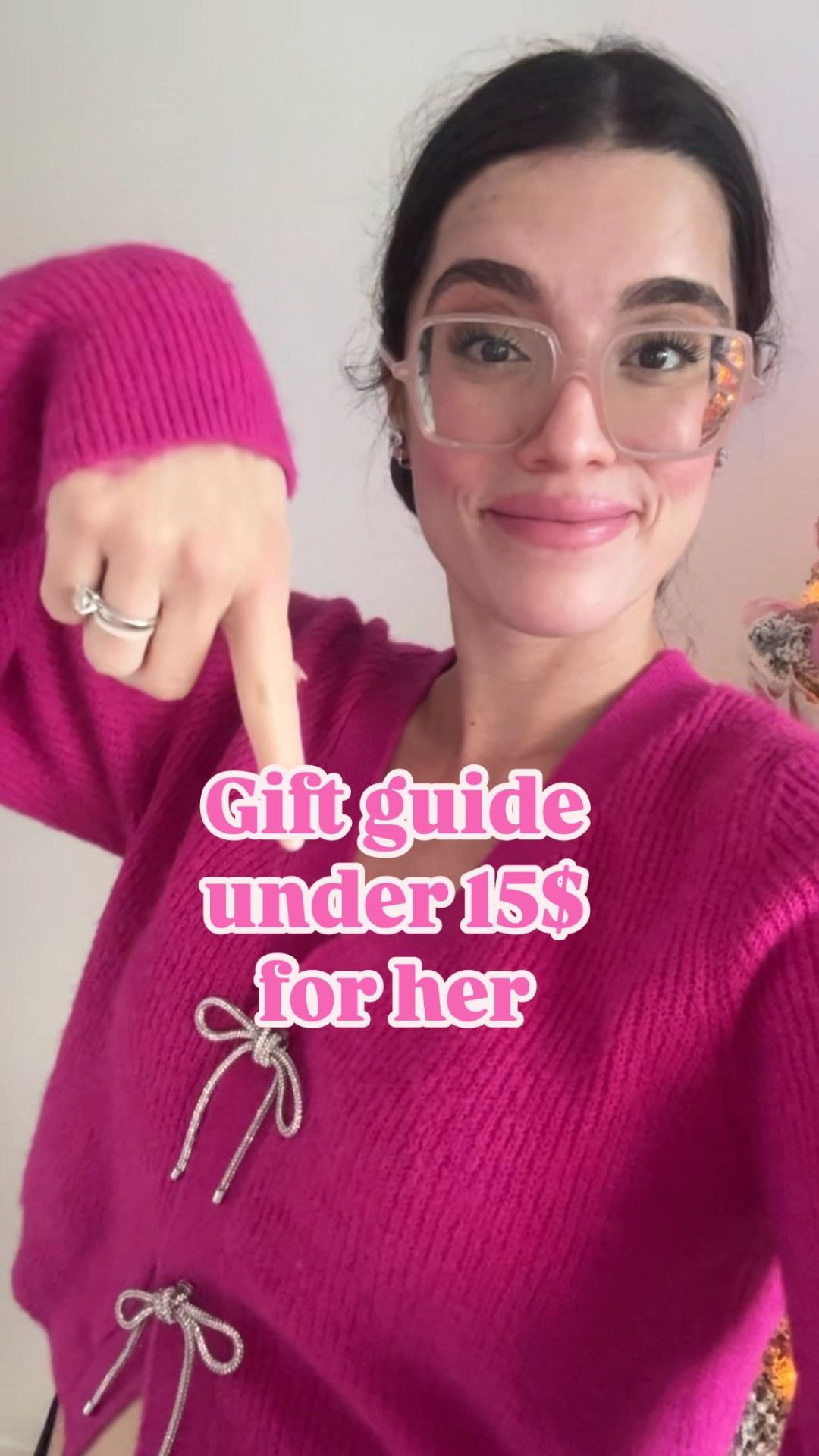 Gift ideas for her under 15$


#LTKGiftGuide #LTKFindsUnder50 #LTKSaleAlert