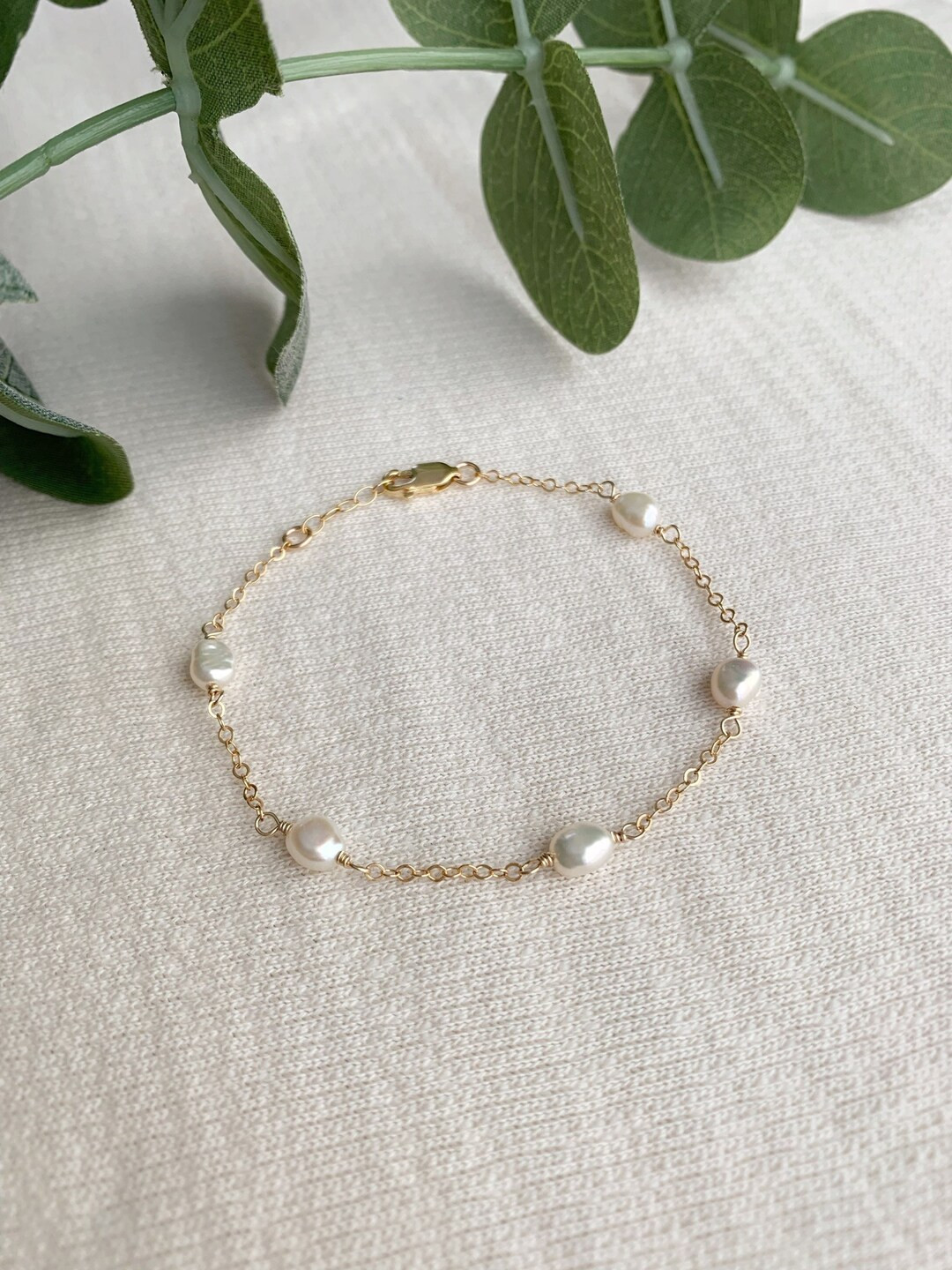 Pearl Bracelet 14K Gold Filled, Dainty Pearl Chain Bracelet, Bridesmaid Bracelet, Wedding Jewelry... | Etsy (US)