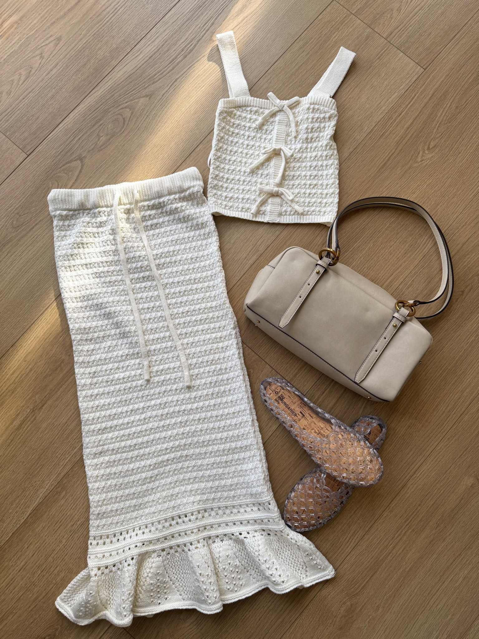 The perfect white summer outfit
And the best part... it's under $30!

Purse and shoes match perfectly!

#LTKU #LTKgrwm #LTKootd