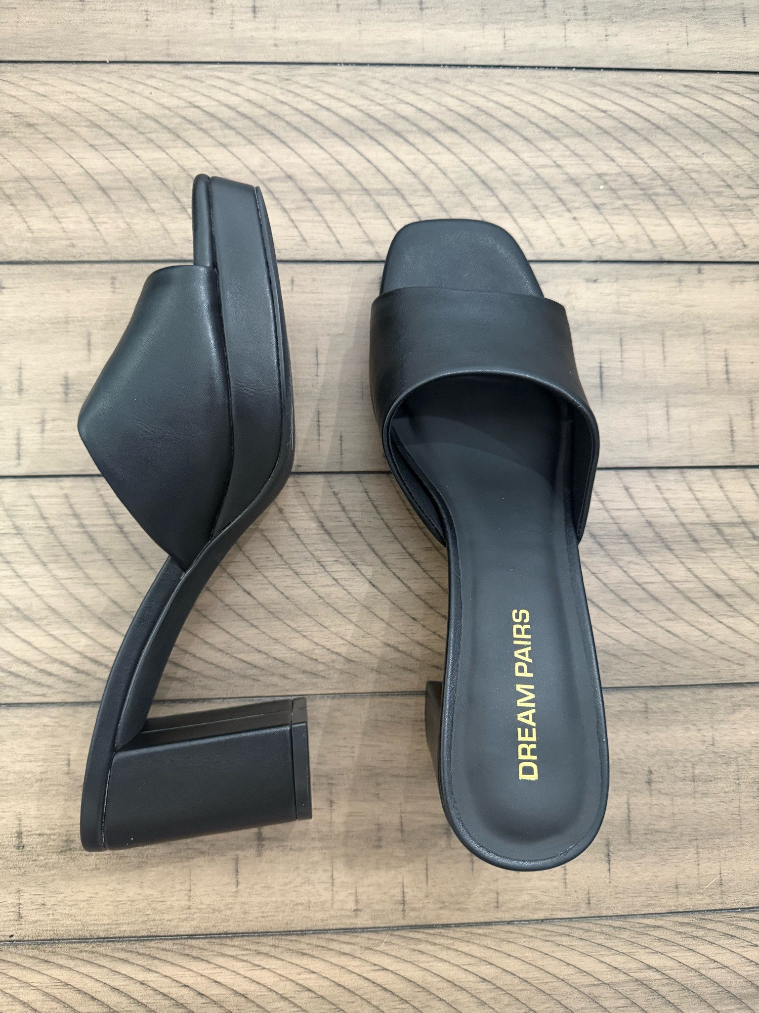 Dreamy Y2K Platform Heels with Square Toe

Black heels shoes footwear fall outfits

#LTKootd #LTKmomlife #LTKgrwm