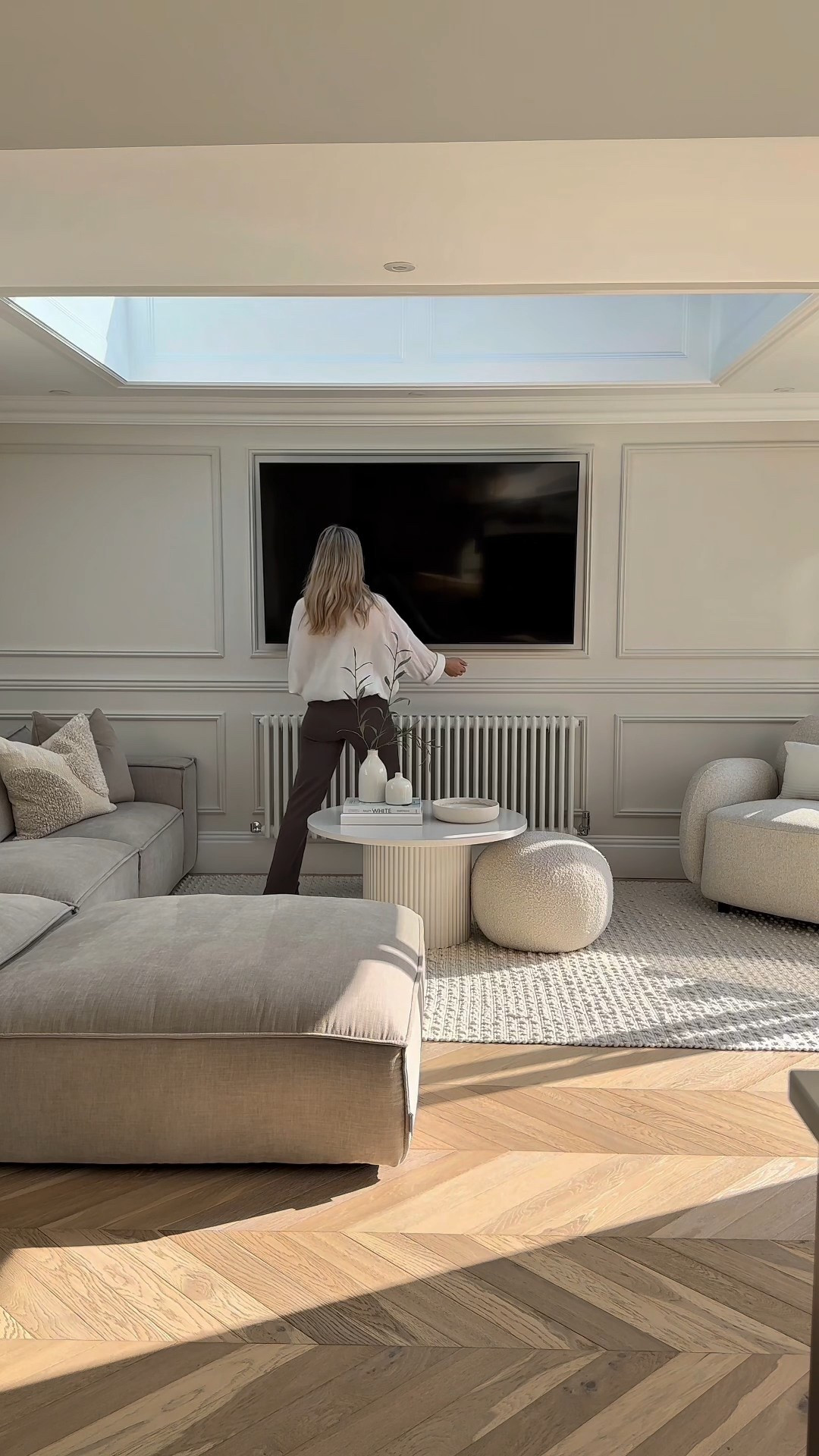 Extendable TV bracket 

#LTKuk #LTKhome #LTKeurope