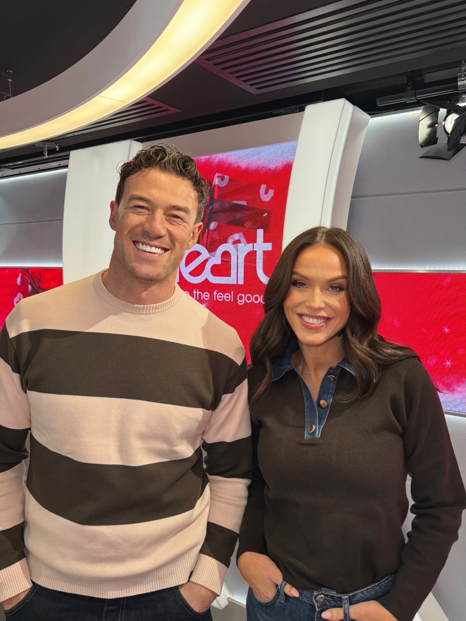 Brown long sleeved jumper with denim contrast collar. 

#LTKwinter #LTKworkwear #LTKuk