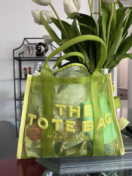 The tote bag 

#LTKstyletip #LTKSeasonal