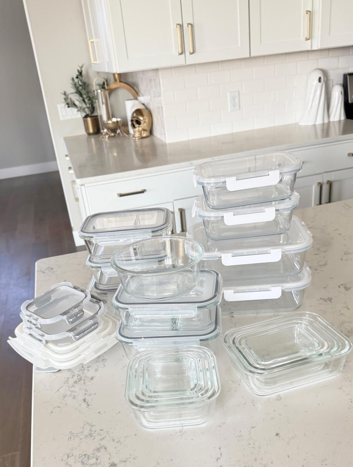 Out with the plastic in with the glass! 
Switching out all of our plastic containers for glass. 

#kitchen #toxicfree 

#LTKFamily #LTKHome
