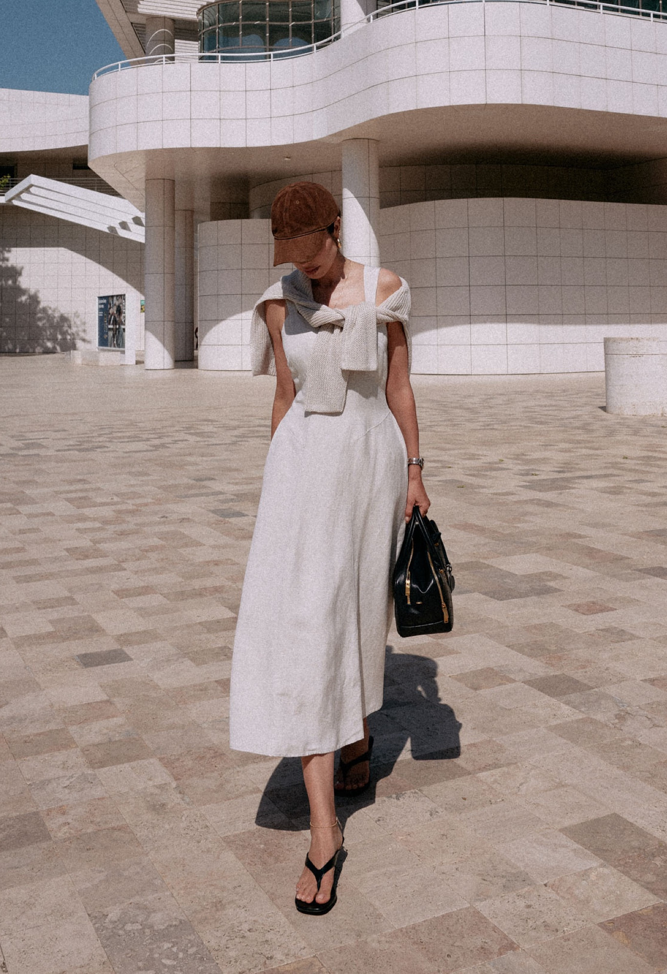 The prettiest linen dress & matching sweater combo for that chic casual look 🤎



#LTKFindsUnder100 #LTKItBag #LTKStyleTip