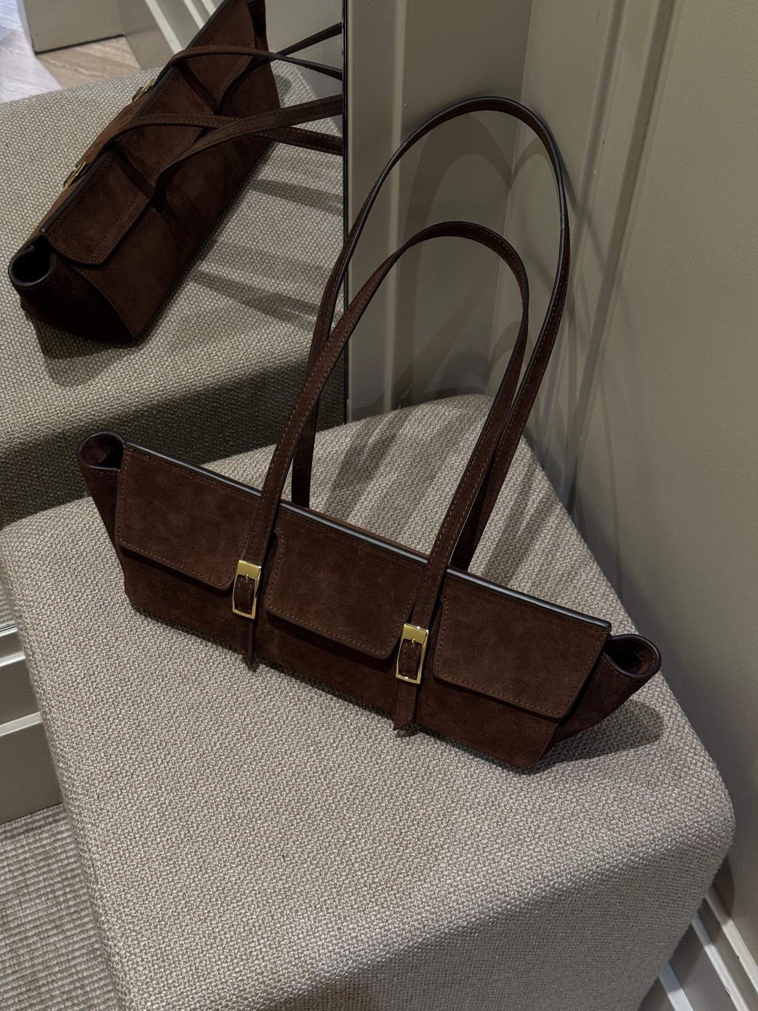 The perfect east west bag in suede 🤎

#LTKbag #LTKuk #LTKautumn