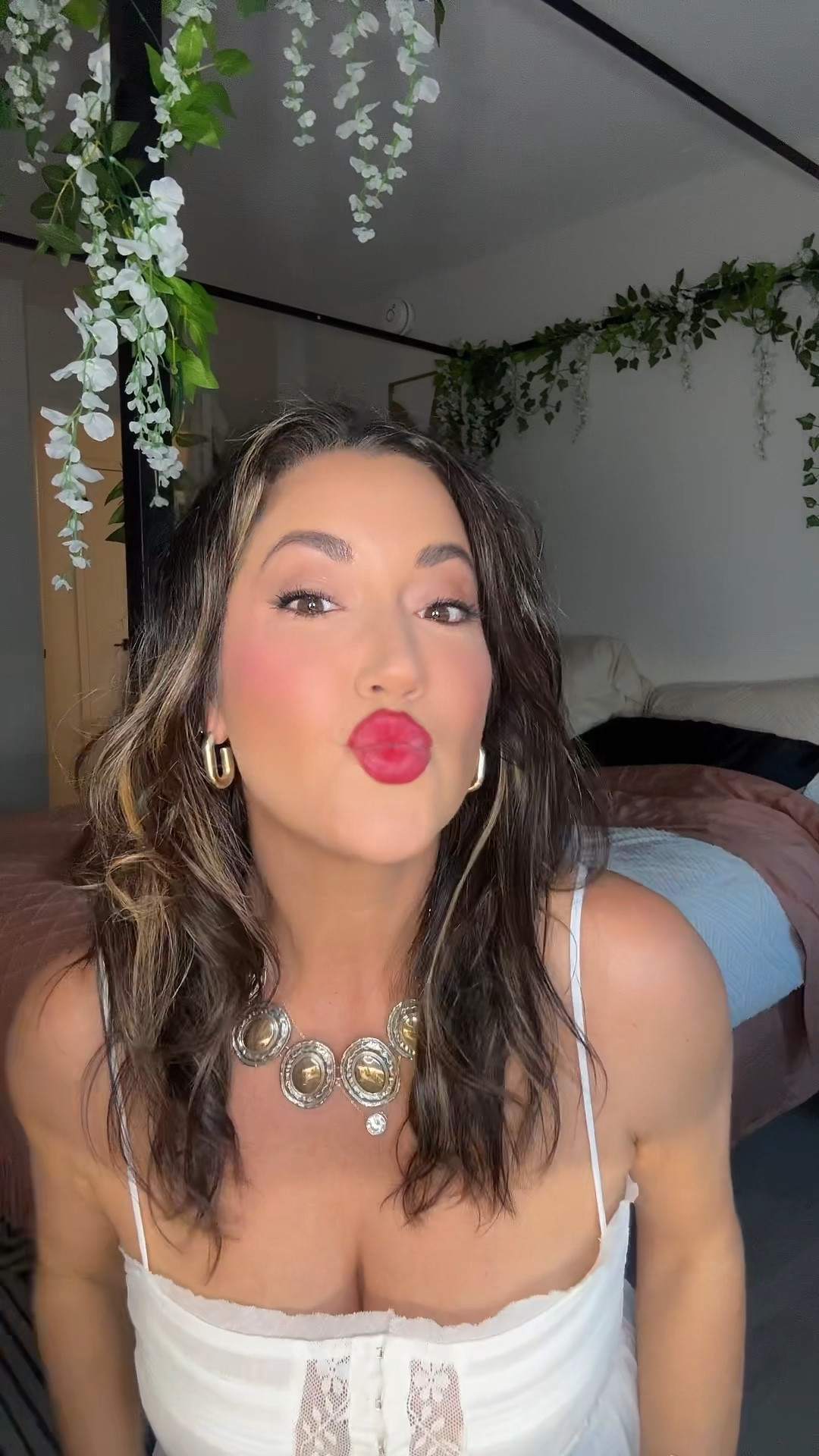 The hypestttttt of necklaces for a summer night out! 

Makeup tutorial coming soon ladiessss 

#LTKBeauty #LTKSummerEdit #LTKStyleTip