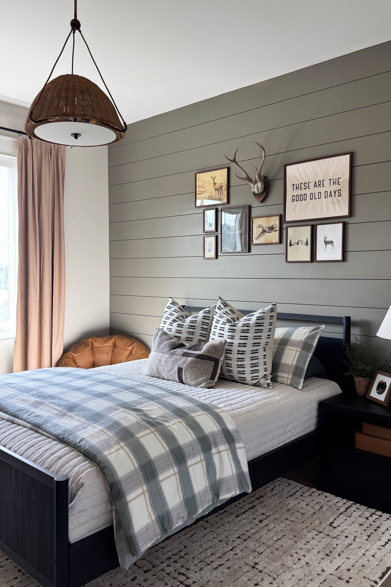 Remi's bed has always been a follower favorite and it's on MAJOR sale right now like... under $60!

#LTKSeasonal #LTKSaleAlert #LTKHome