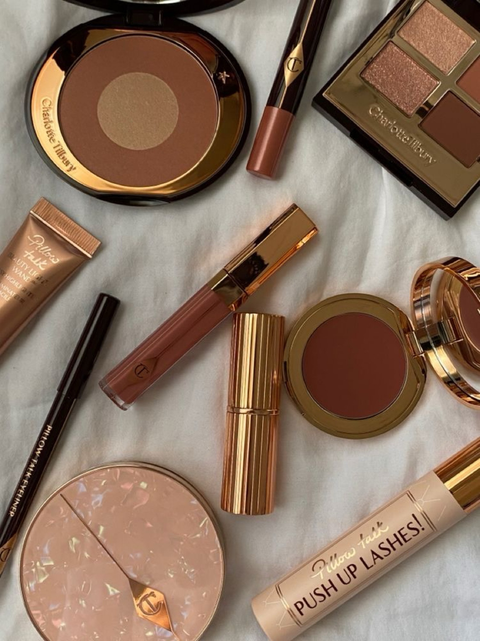 charlotte tilbury pillow talk collection✨🎀🐆 #LTKxCharlotteTilbury #charlottetilbury #makeuproutine #blush #bronzer #makeupcollection 

#LTKxSephora #LTKbeauty #LTKeurope