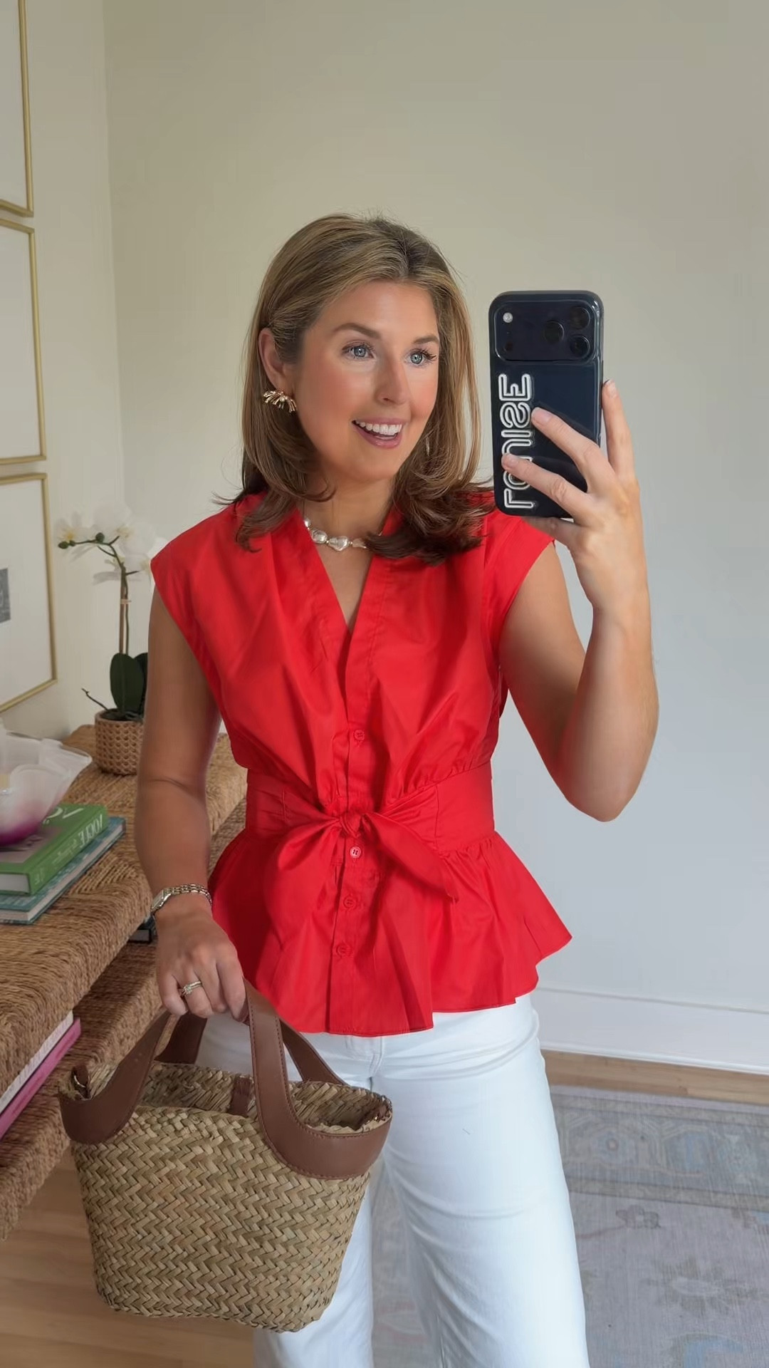 Outfit idea for MDW! Use code LOUISE15 for 15% off! Wearing a S 

Memorial Day weekend // 4th of July // summer outfit 
