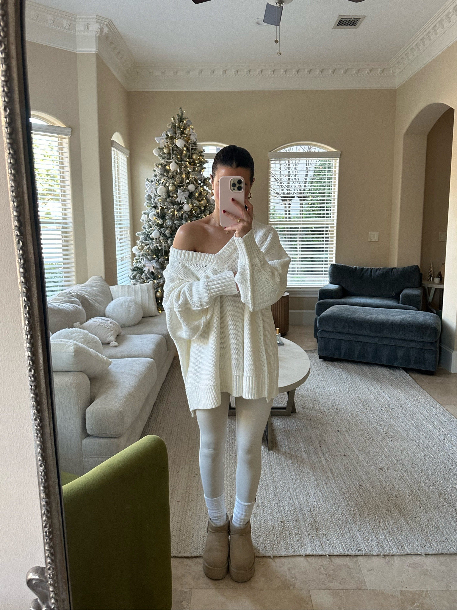 cozy at home OOTD 

#LTKfitness #LTKHoliday #LTKhome