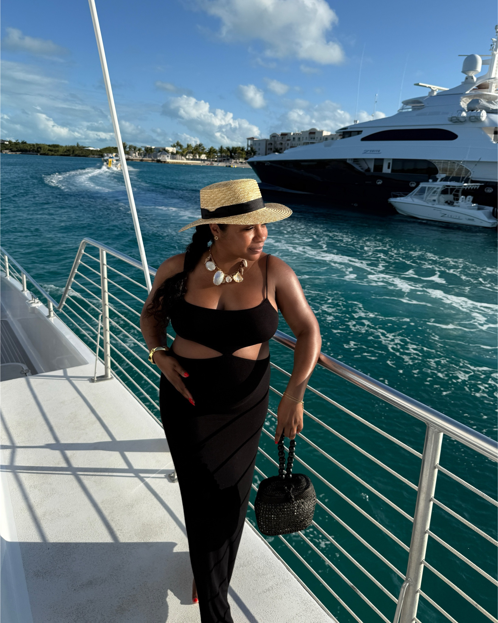 Boat day🌊🐚

#LTKTravel #LTKBump #LTKBaby