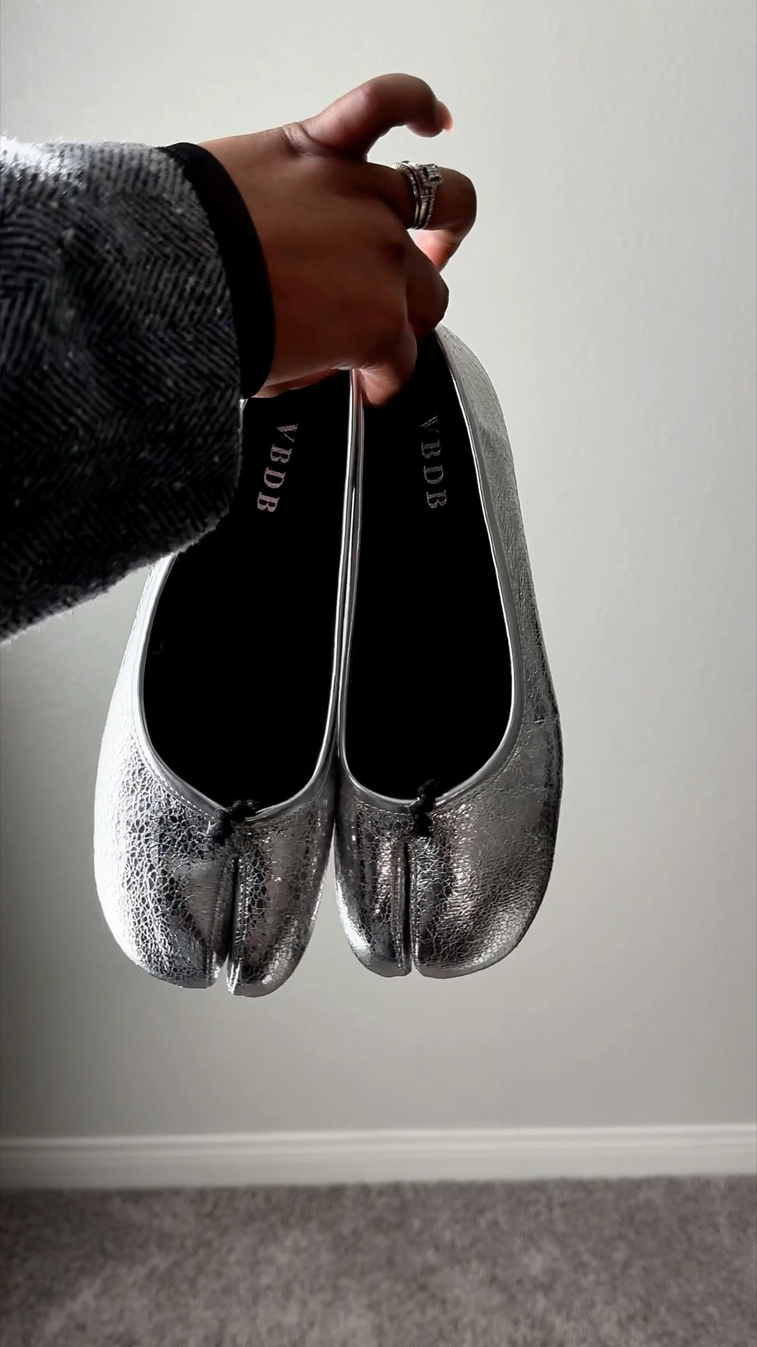 Quick simple church fit with the most comfiest tabi dupes! 

#LTKMidsize #LTKootd #LTKFindsUnder100