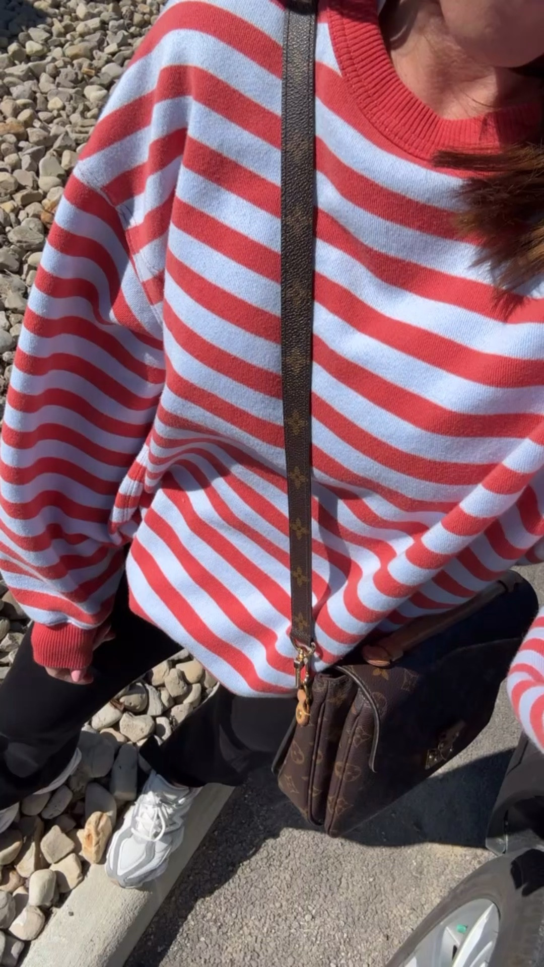 Red and blue stripe sweatshirt. 
XS  

#LTKootd #LTKOver40 #LTKmomlife