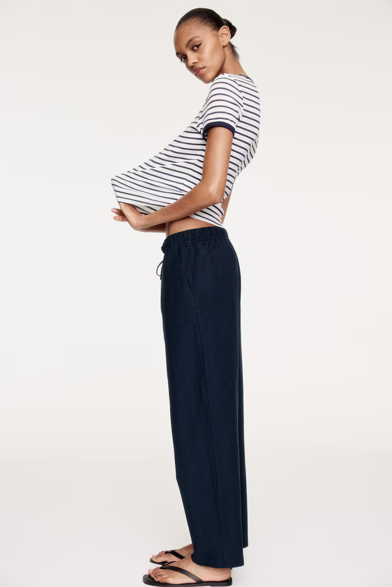 Linen-blend drawstring trousers | H&M (UK, MY, IN, SG, PH, TW, HK)