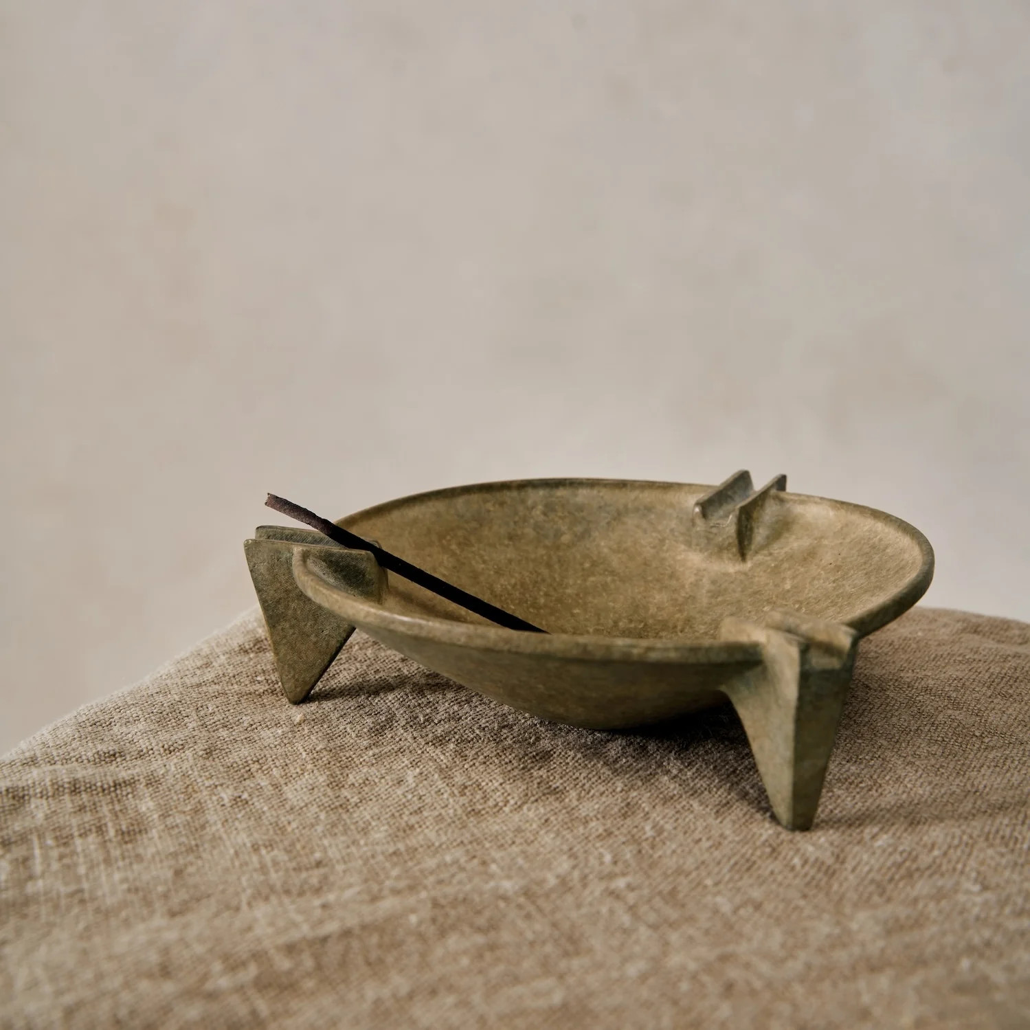 Milan Ash Tray- Stone | House of Leon