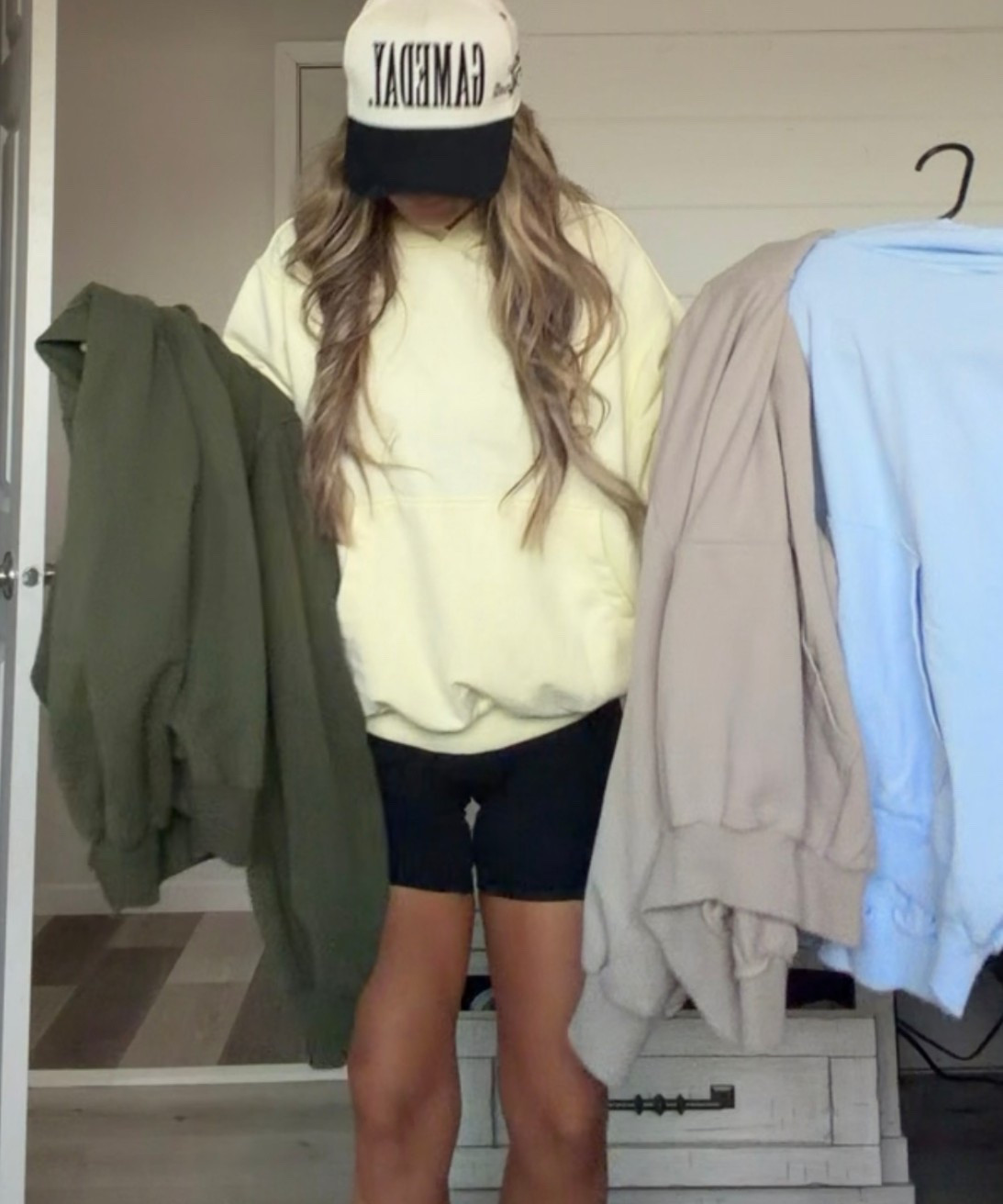 My FAVORITE sweatshirts + pants 


#LTKmomlife #LTKActive #LTKfitnessgoals