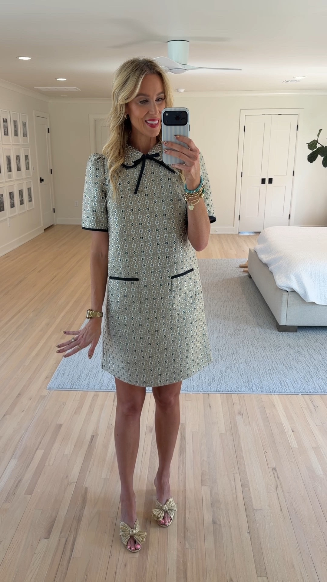 This is a gorgeous gold brocade from @Boden (US)! The perfect Thanksgiving or Christmas dress!