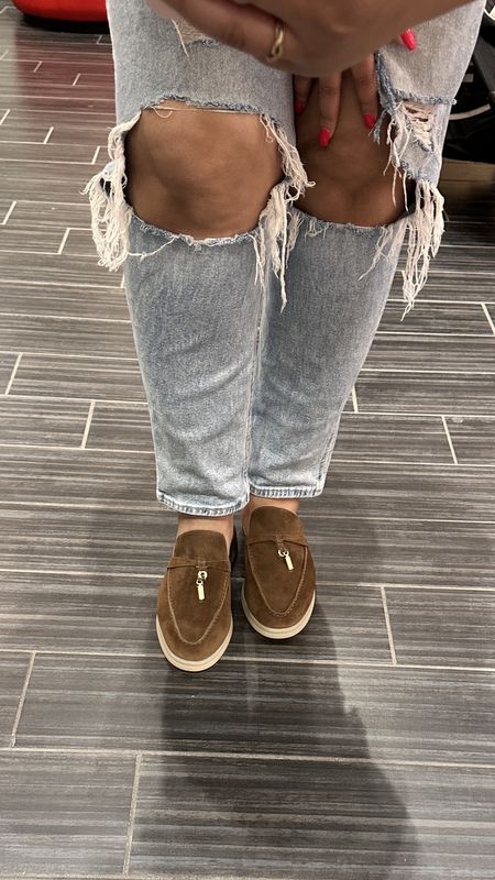 Just got these brown suede loafers, chef’s kiss. They are so comfortable.

#LTKfindsunder100 #LTKshoecrush #LTKMostLoved