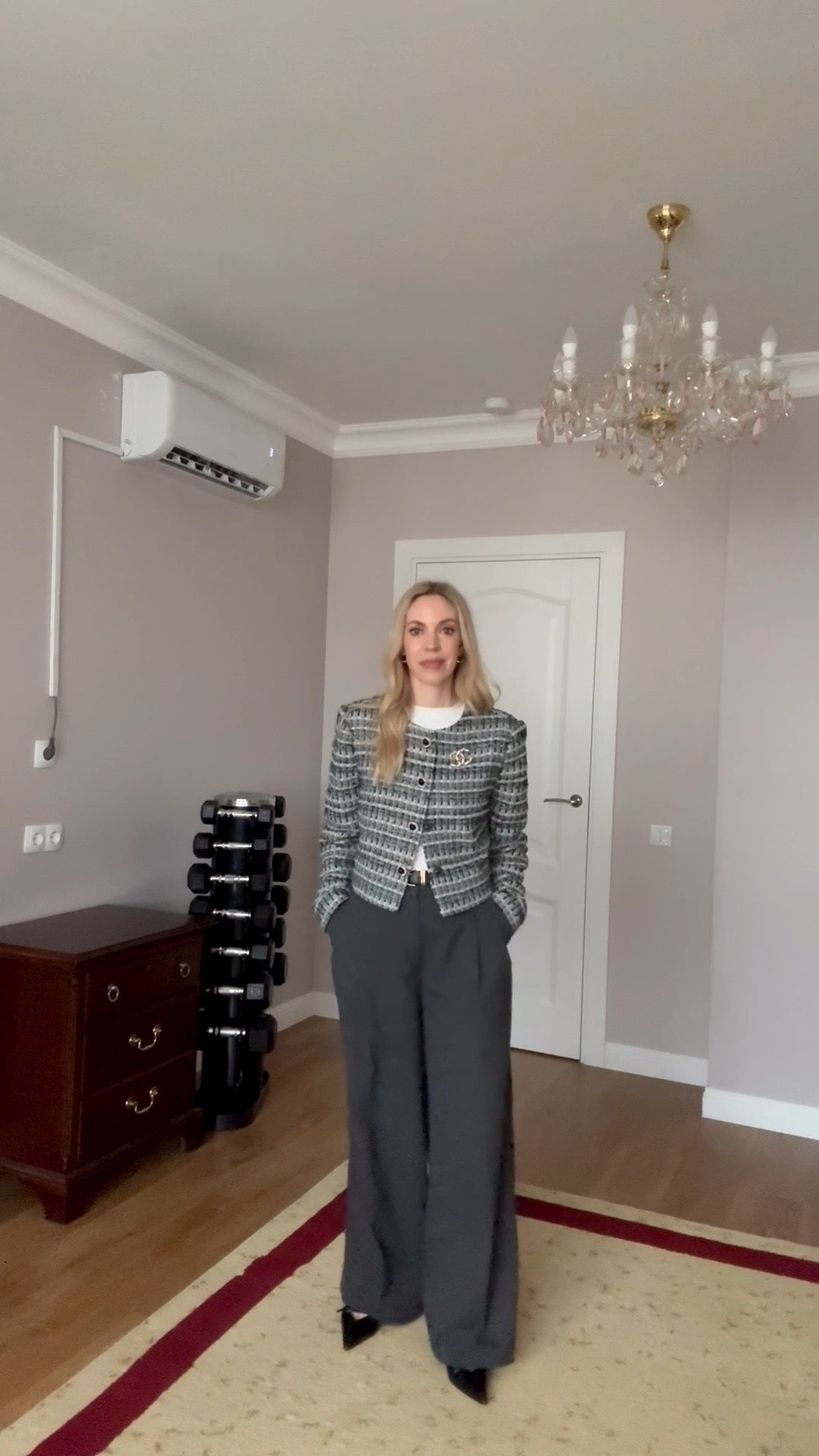 Spring business casual, spring workwear, tweed jacket, Chanel brooch, style over 40

#LTKOver40 #LTKootd #LTKWorkwear