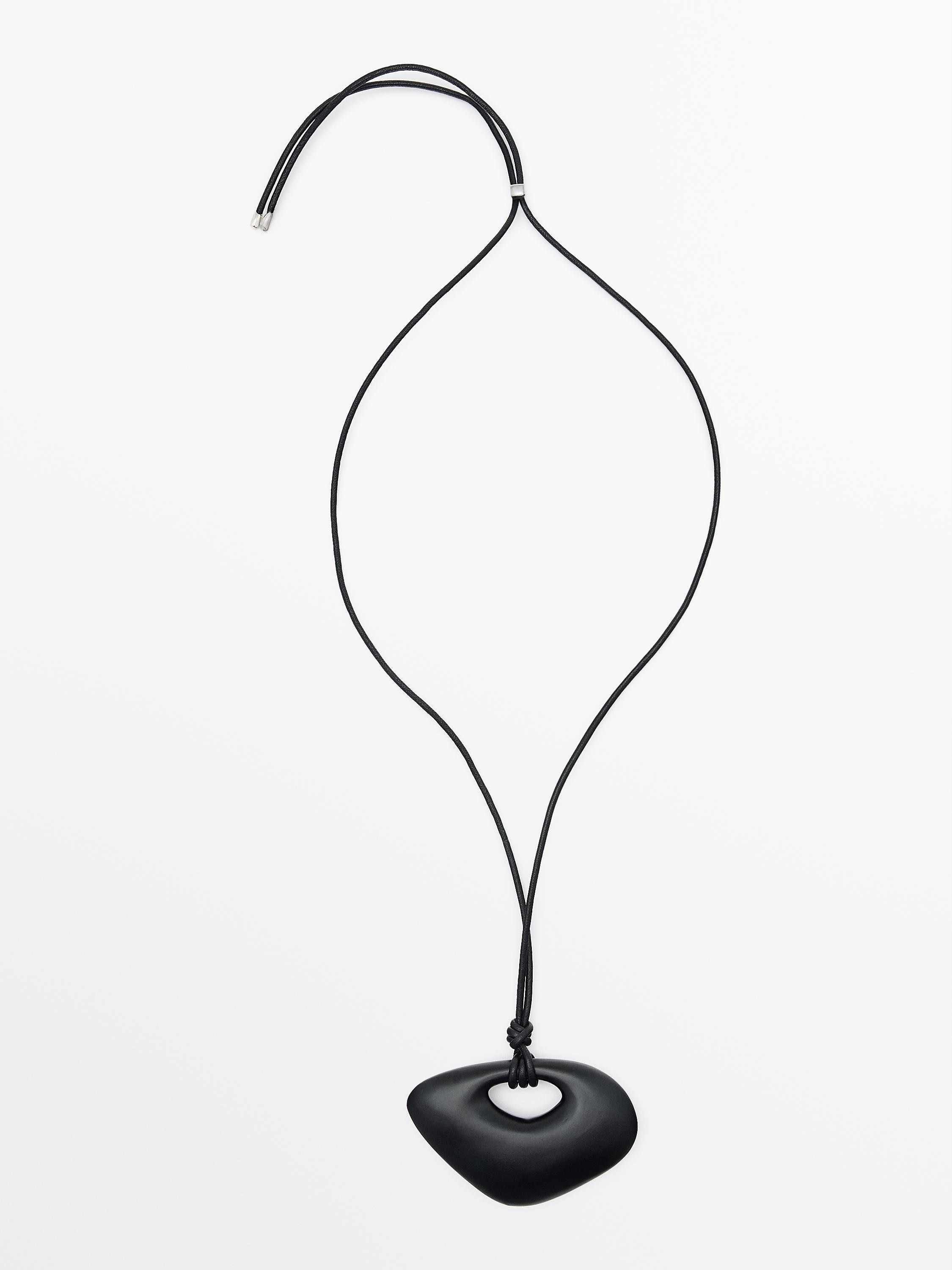 Necklace with wooden piece | Massimo Dutti UK