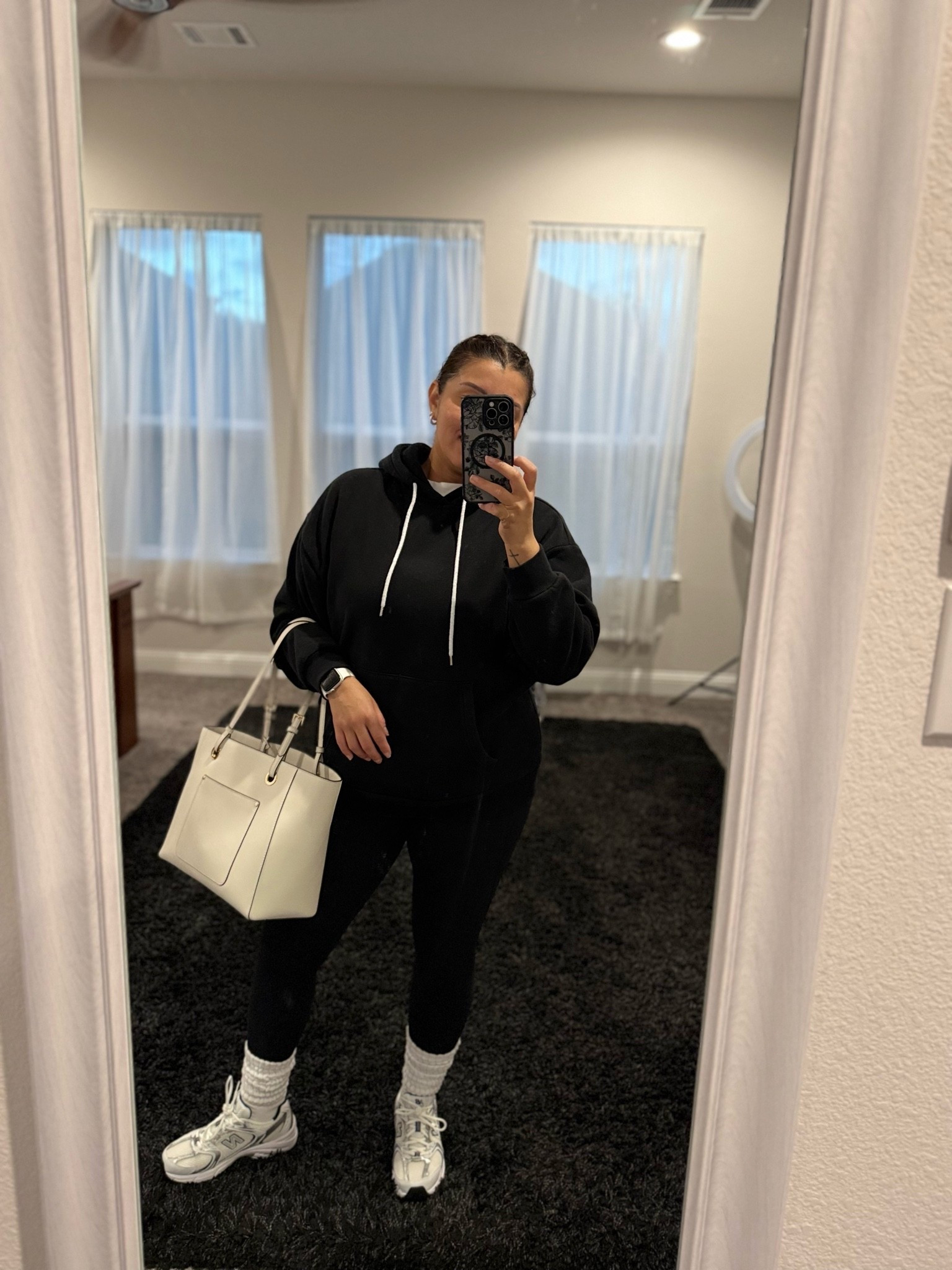 Outfit of a mom over 40 🖤

Outfit, mom outfit, cute outfit, cozy outfit, spring outfits, chic outfit, Mom style, fashion over 40, outfit of the day, work outfit, trends, summer outfit

#LTKootd #LTKWorkwear #LTKgrwm