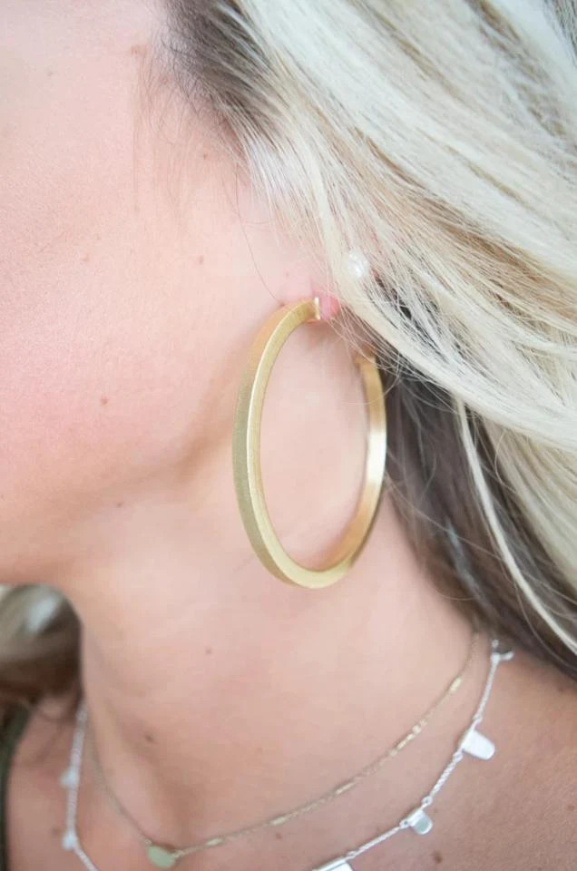 MiMi Gold Hoops | The Willow Tree Boutique