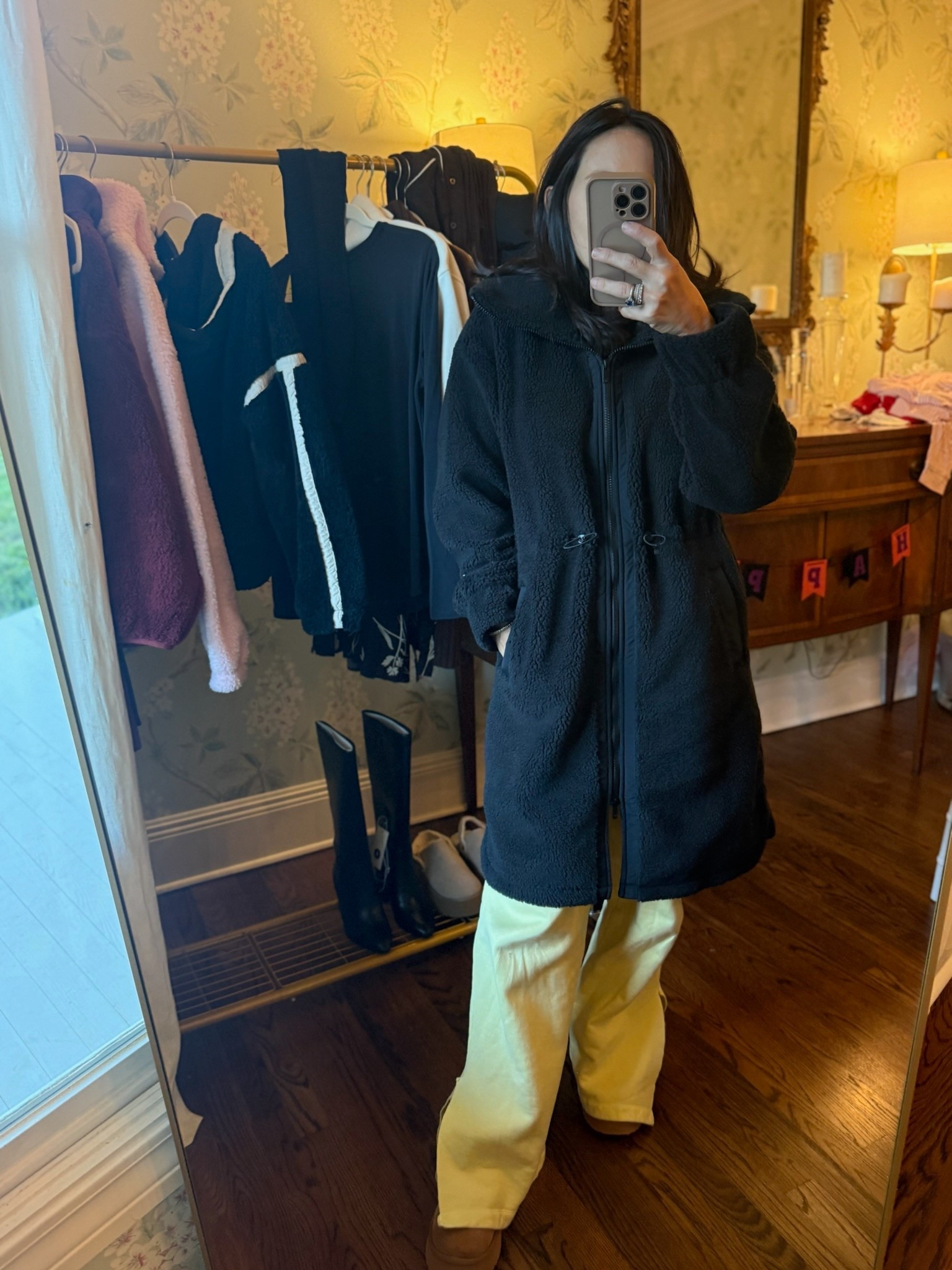 Cannot get over the target Sherpa that looks like varley !! Obsessed 

#LTKFindsUnder50 #LTKStyleTip