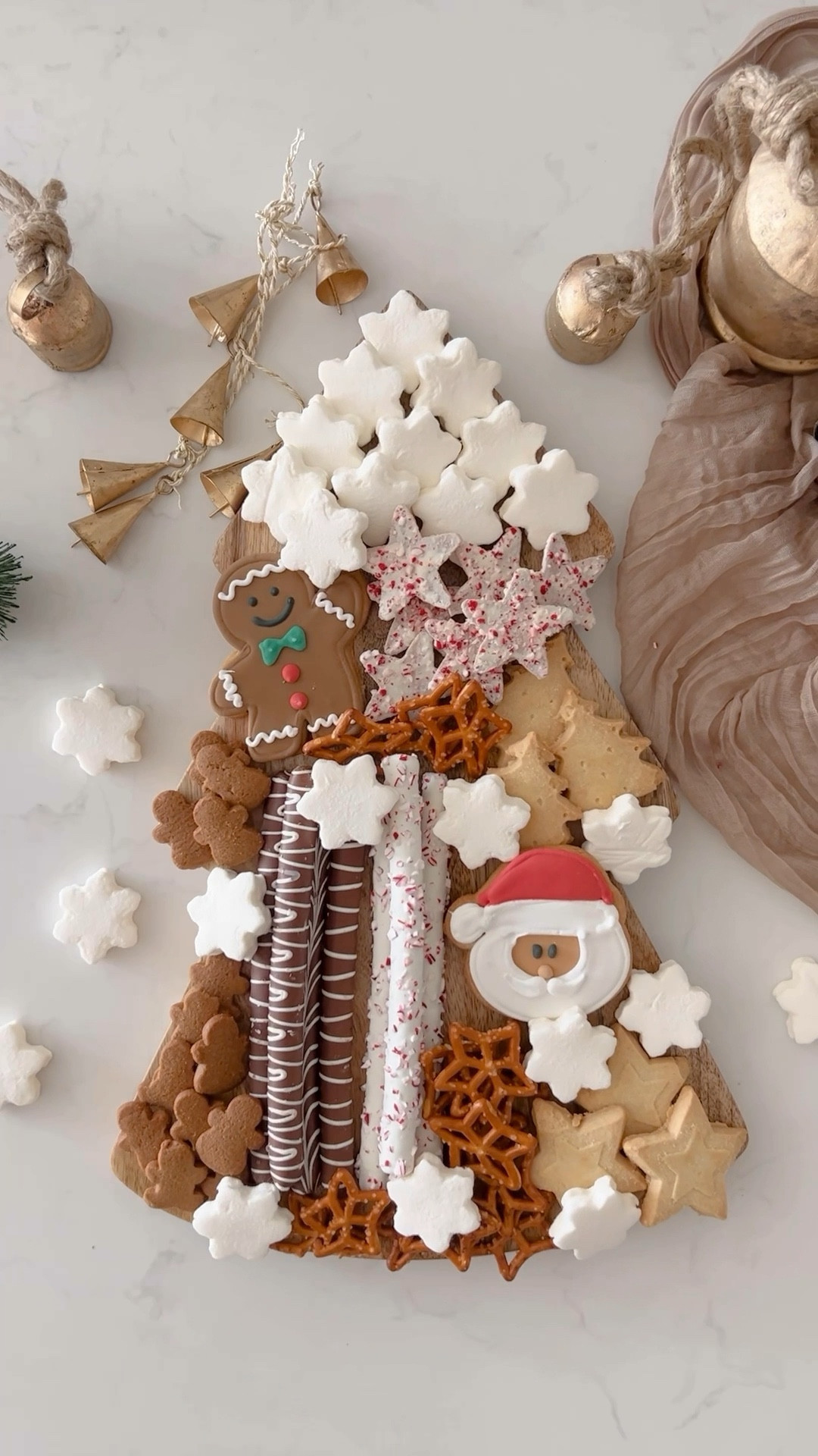 Let me show you this Christmas cocoa board 🤍🎄


#LTKHoliday #LTKmomlife #LTKSeasonal