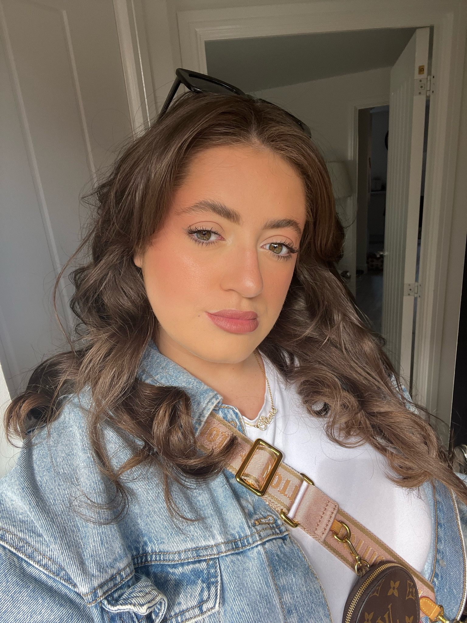 my favourite lip combo💞💞

Maybelline shade 15
ABH liner ‘taupe'

#LTKuk #LTKxBoots #LTKbeauty