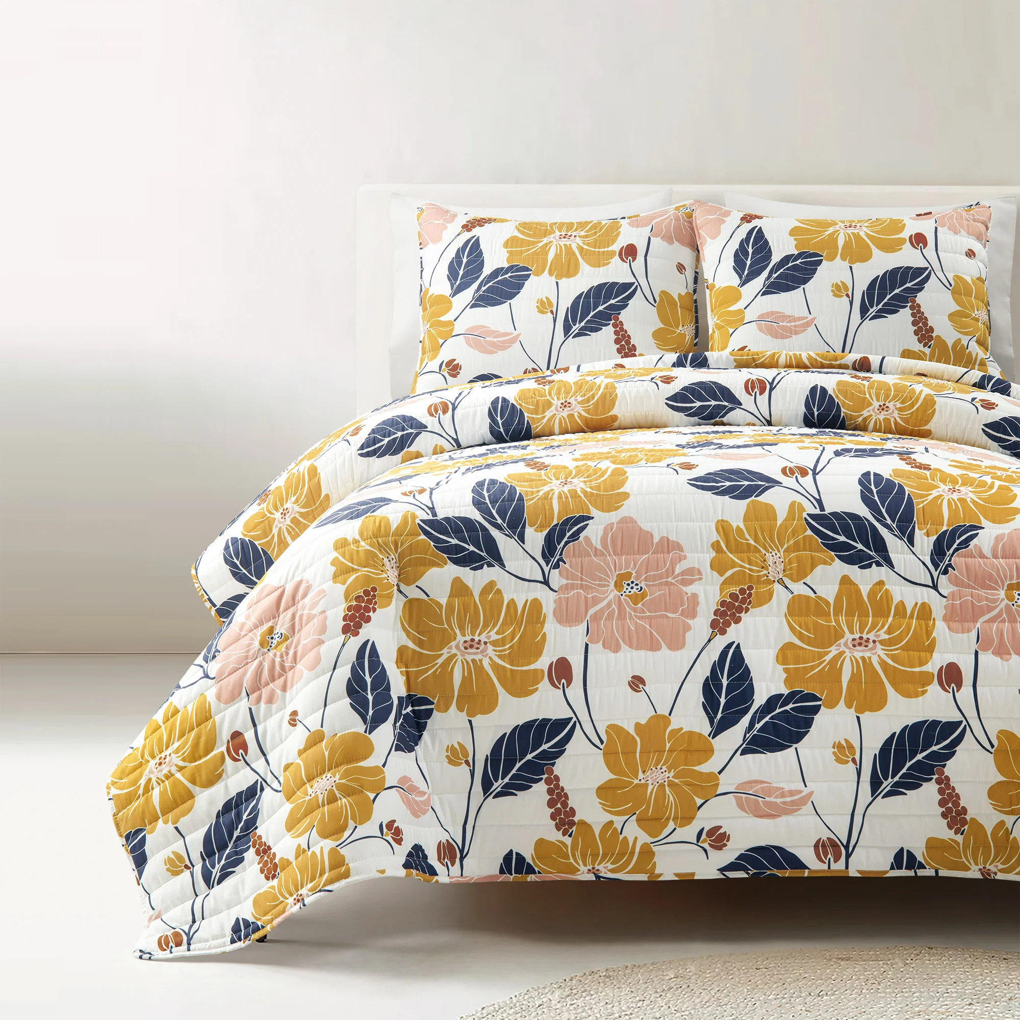 Pop Art Floral Cotton Quilt Set | Lush Decor
