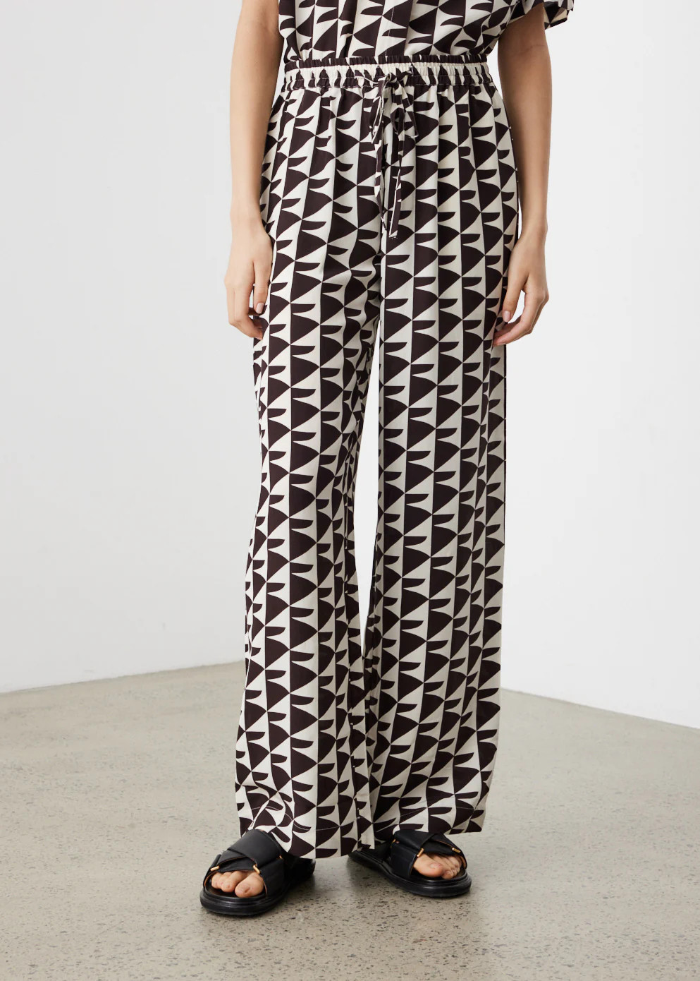 Drawstring Trouser | Incu