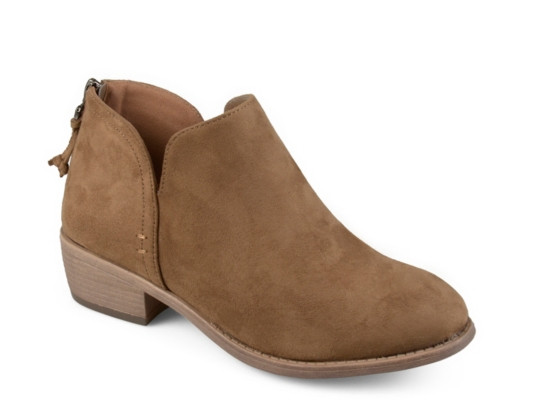 Livvy Bootie | DSW
