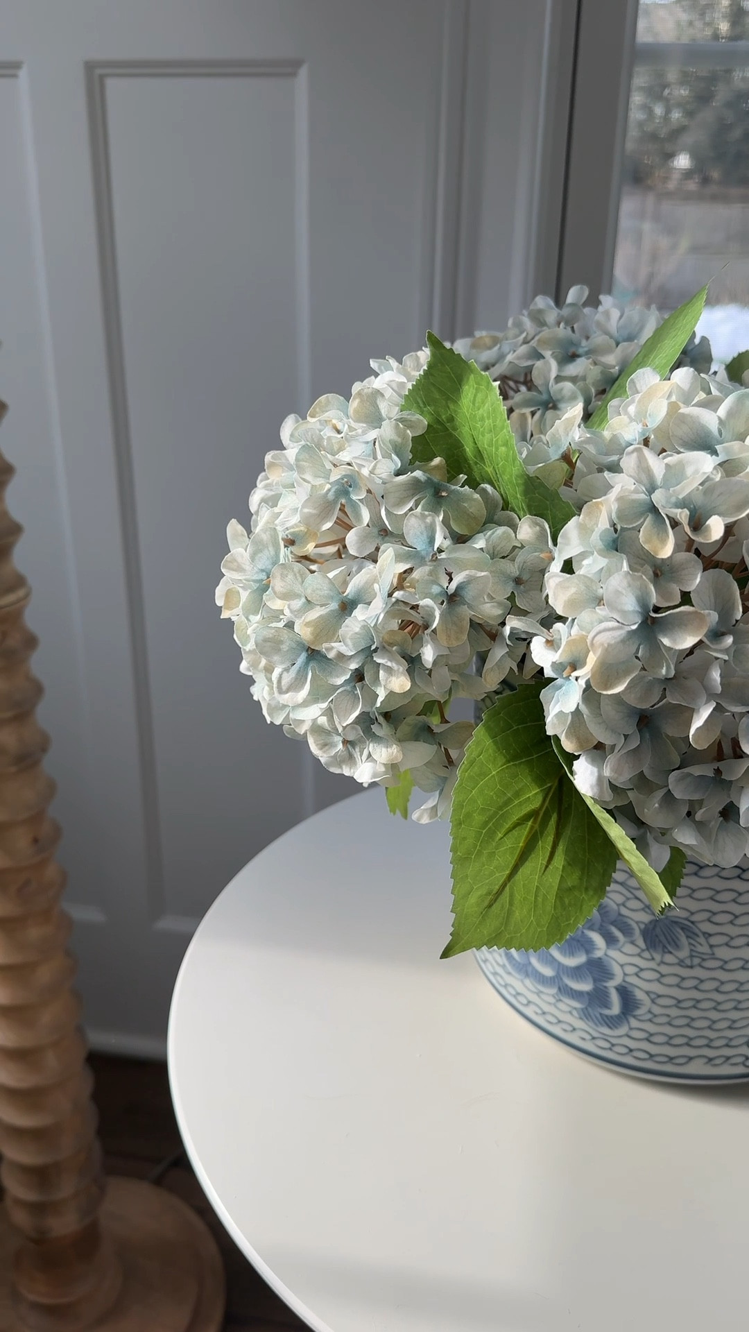 Most realistic looking hydrangea! Love the color — linking all styles as well as this gorgeous vase (so good I own two!!) 

#LTKSaleAlert #LTKSeasonal #LTKHome